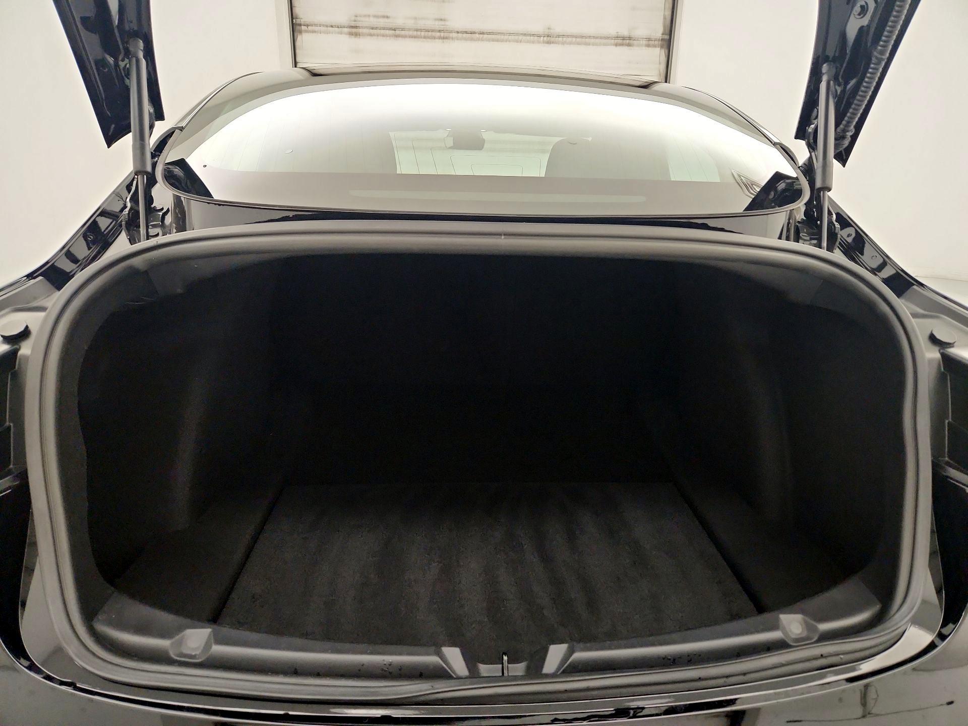 Thumbnail: 2019 Tesla Model 3 - 20