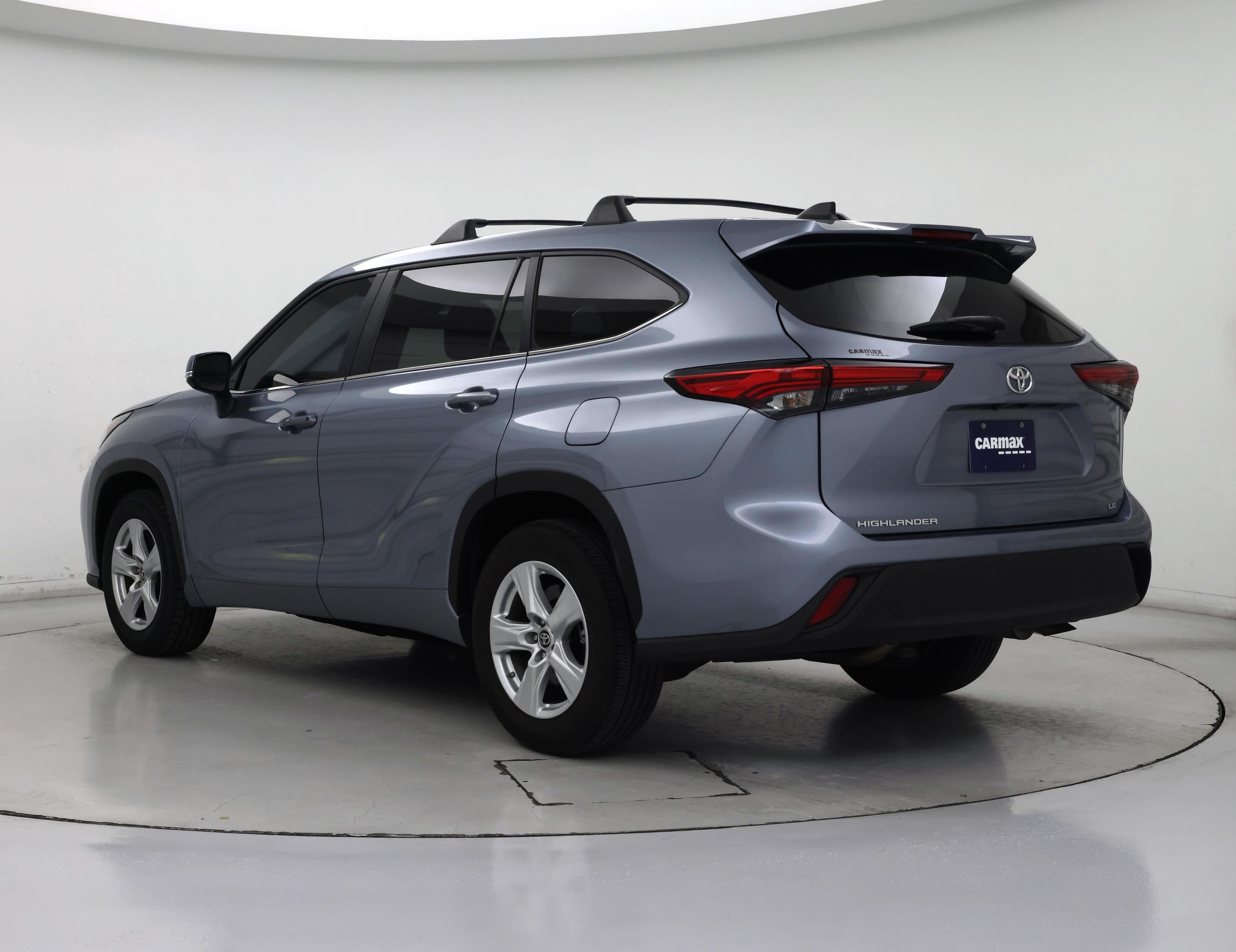 Thumbnail: 2023 Toyota Highlander - 2