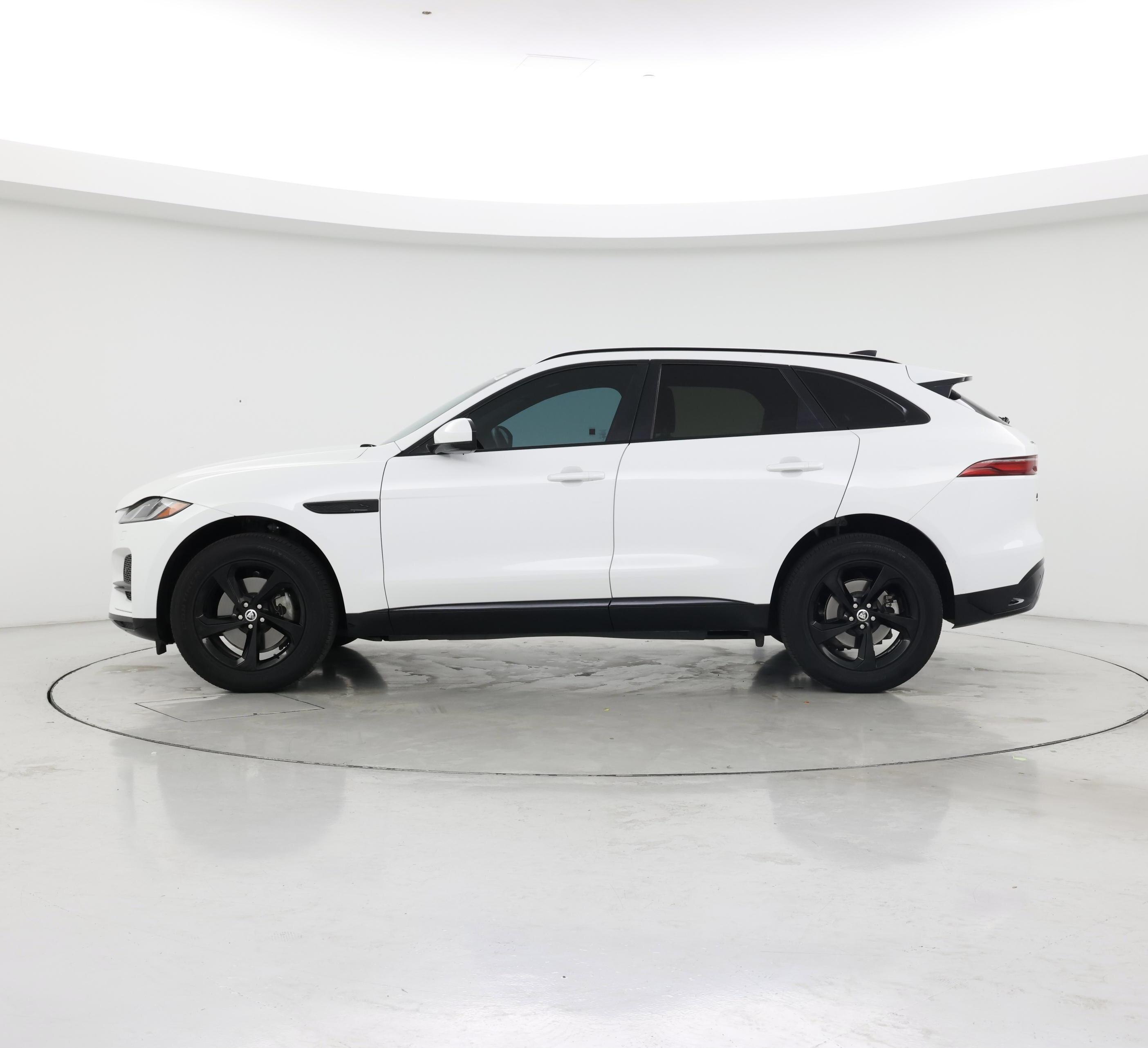 Thumbnail: 2023 Jaguar F-Pace - 3