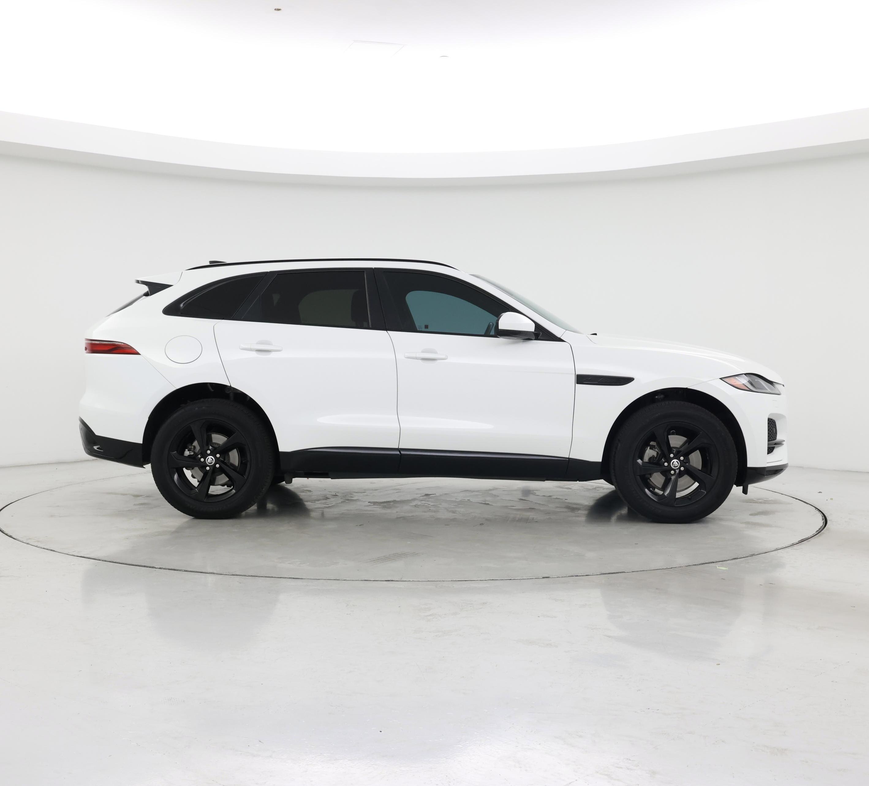Thumbnail: 2023 Jaguar F-Pace - 7