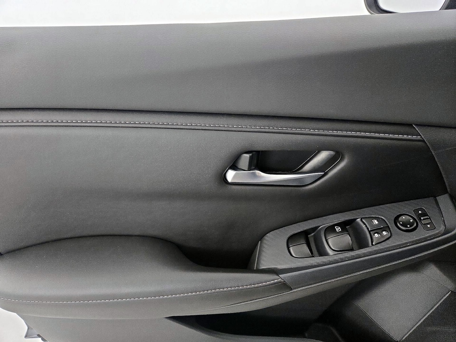 2022 Nissan Sentra S - Photo 13