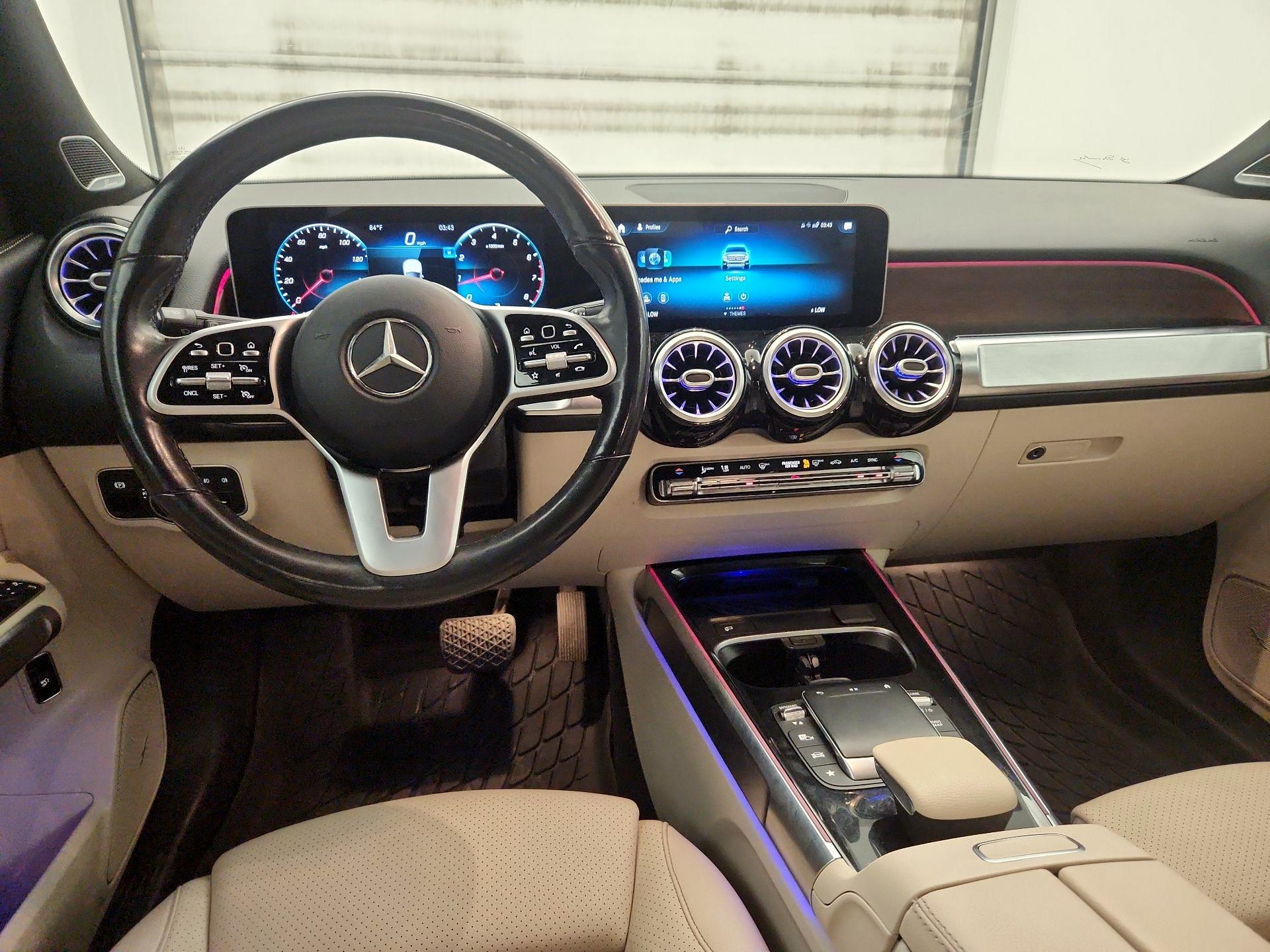 Thumbnail: 2021 Mercedes-Benz GLB - 9