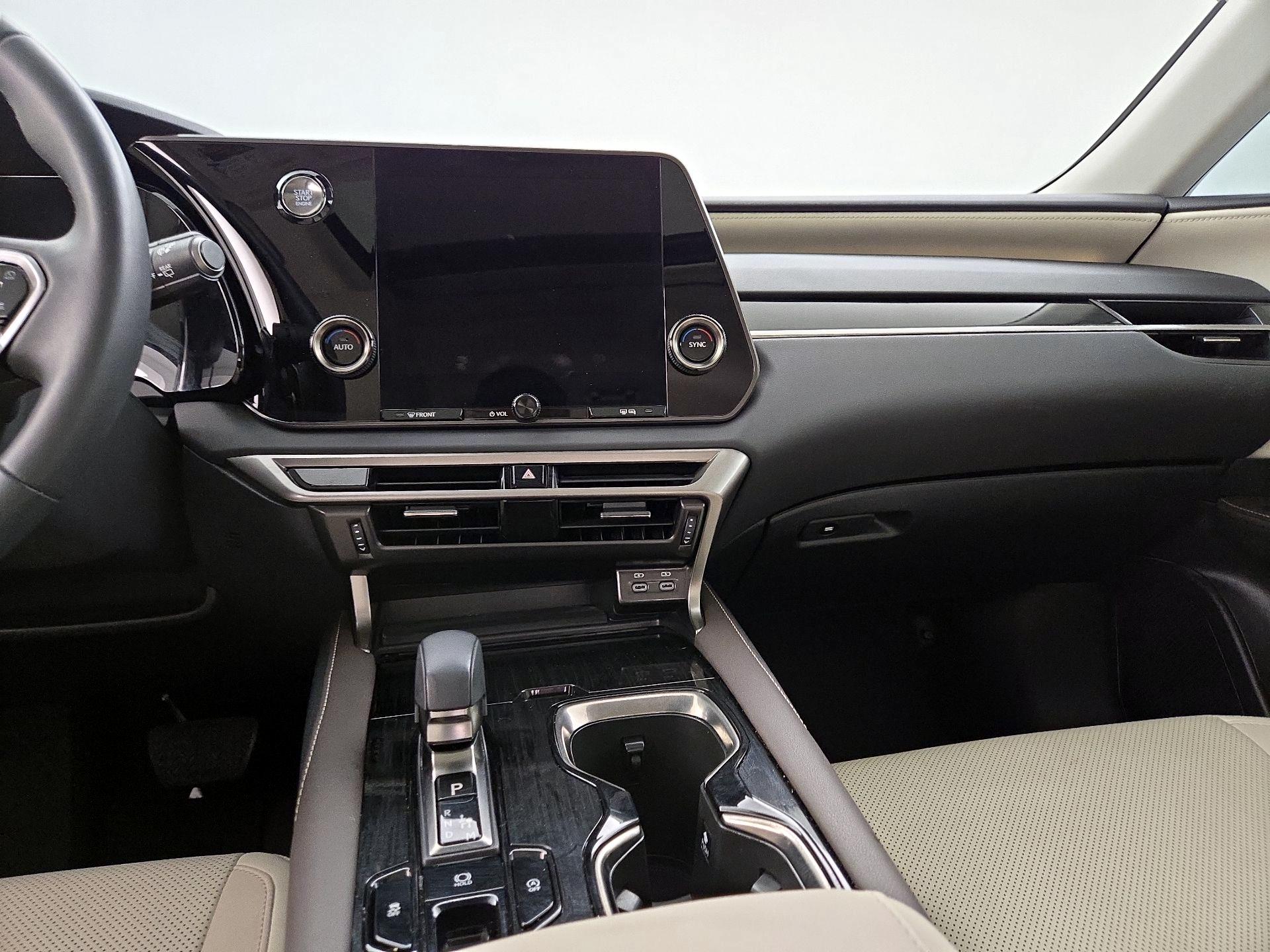 Thumbnail: 2023 Lexus RX - 9