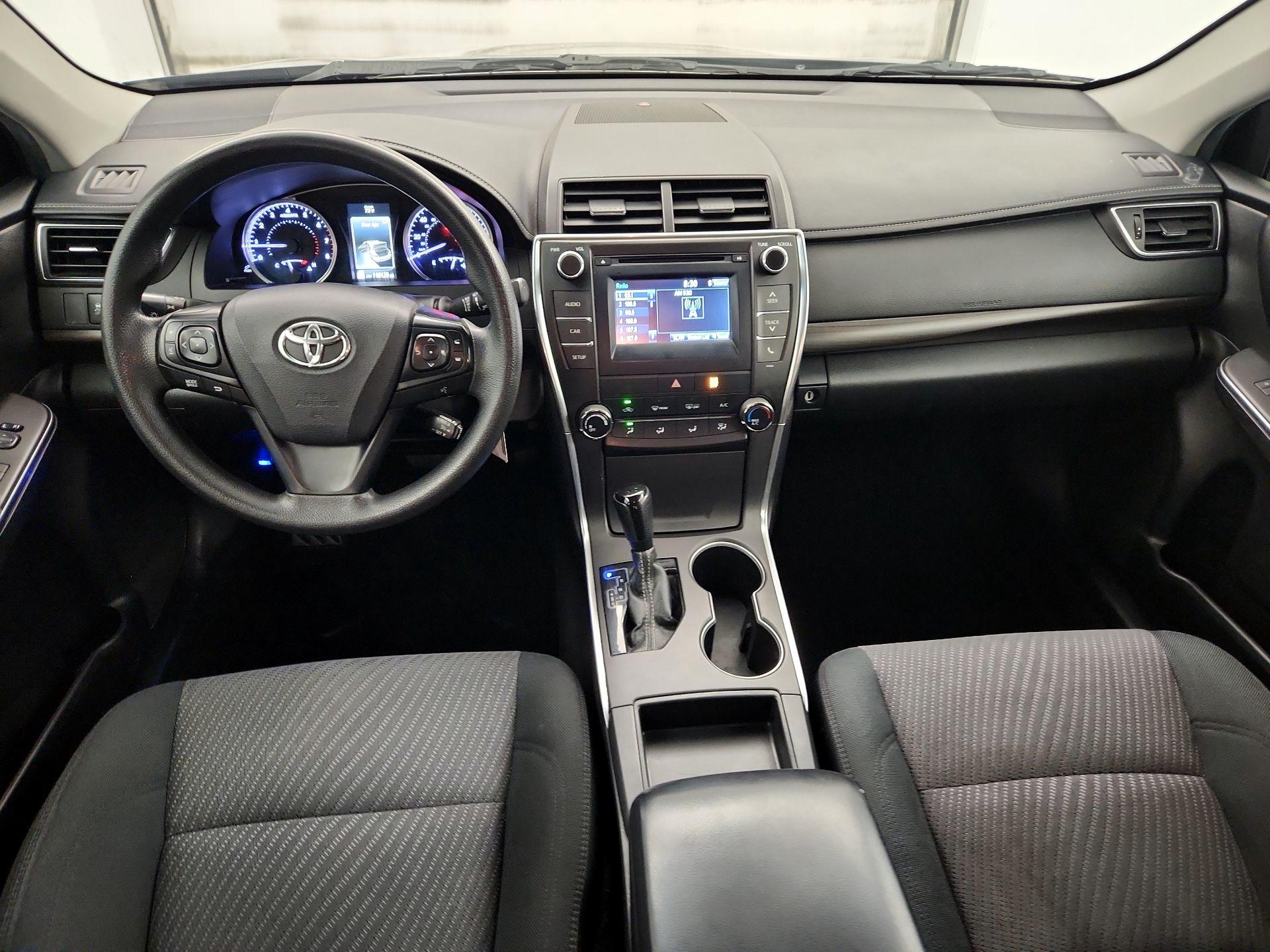 Thumbnail: 2016 Toyota Camry - 9