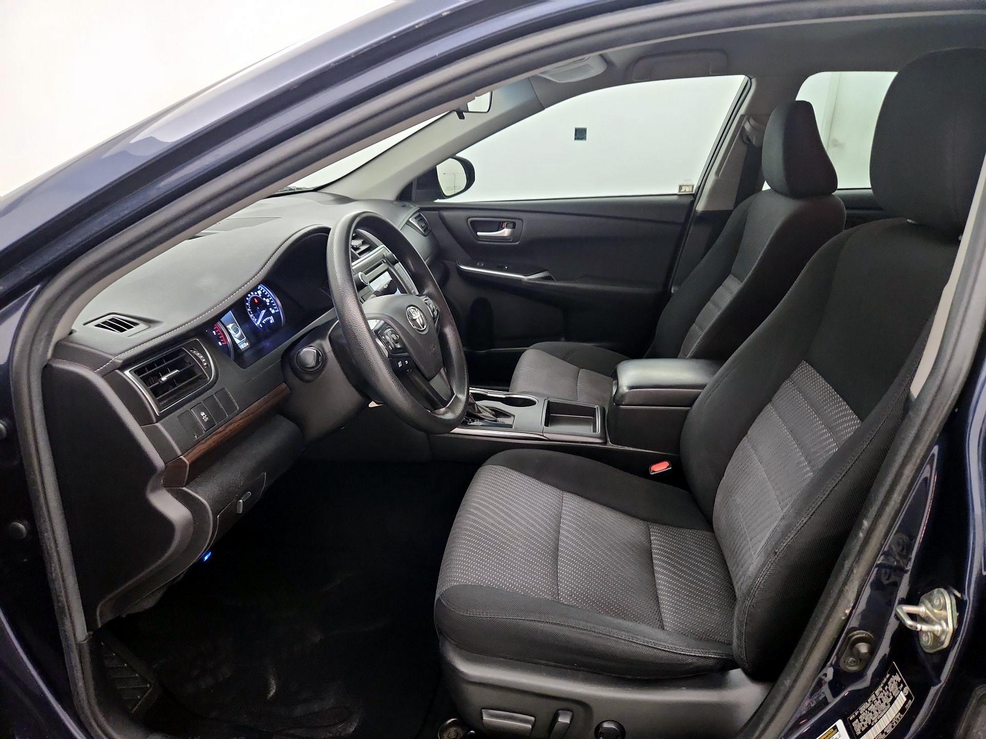 Thumbnail: 2016 Toyota Camry - 11