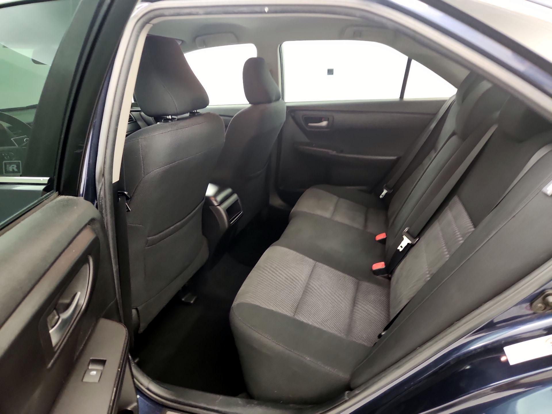 Thumbnail: 2016 Toyota Camry - 19