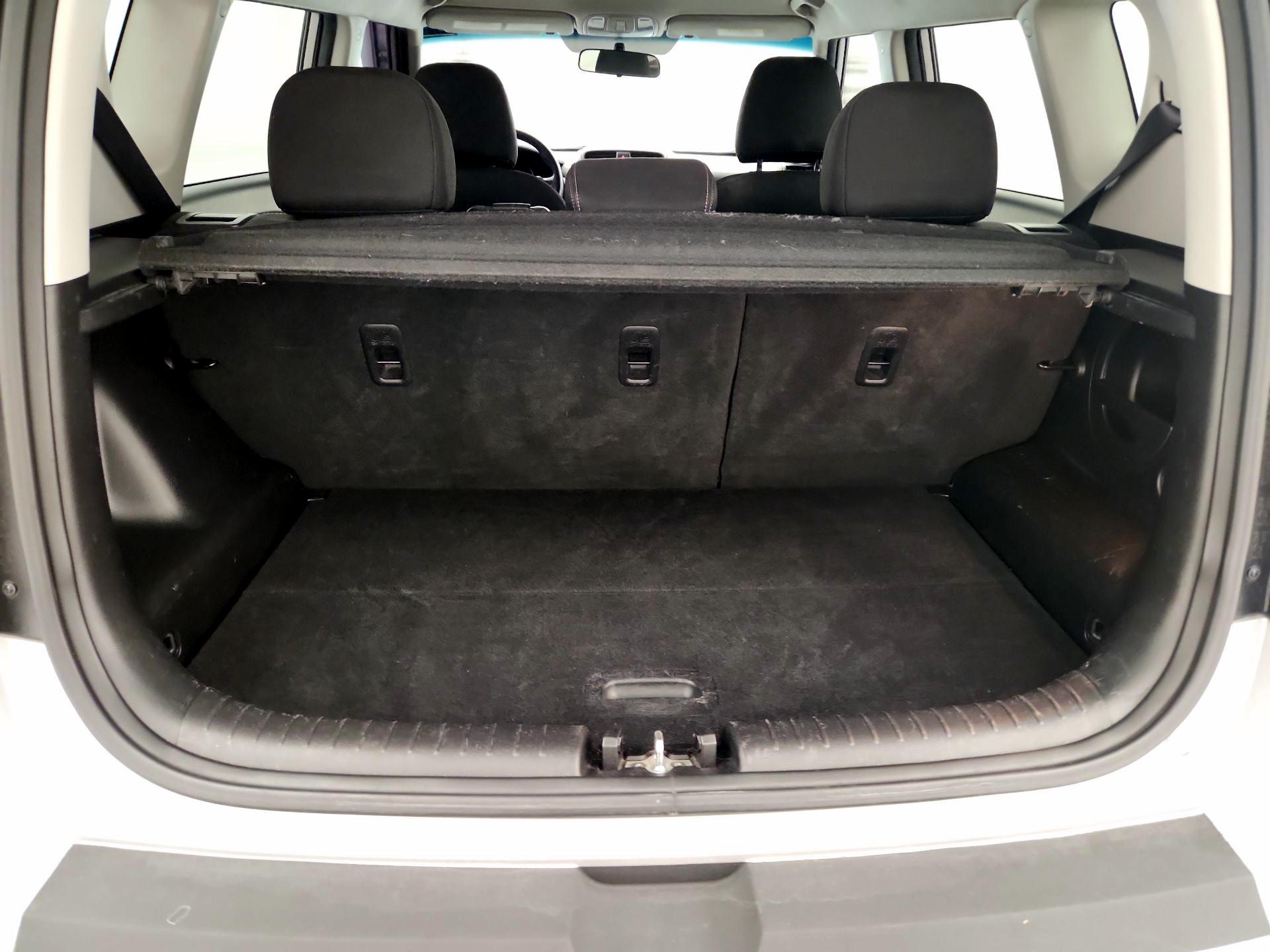 Thumbnail: 2018 Kia Soul - 20