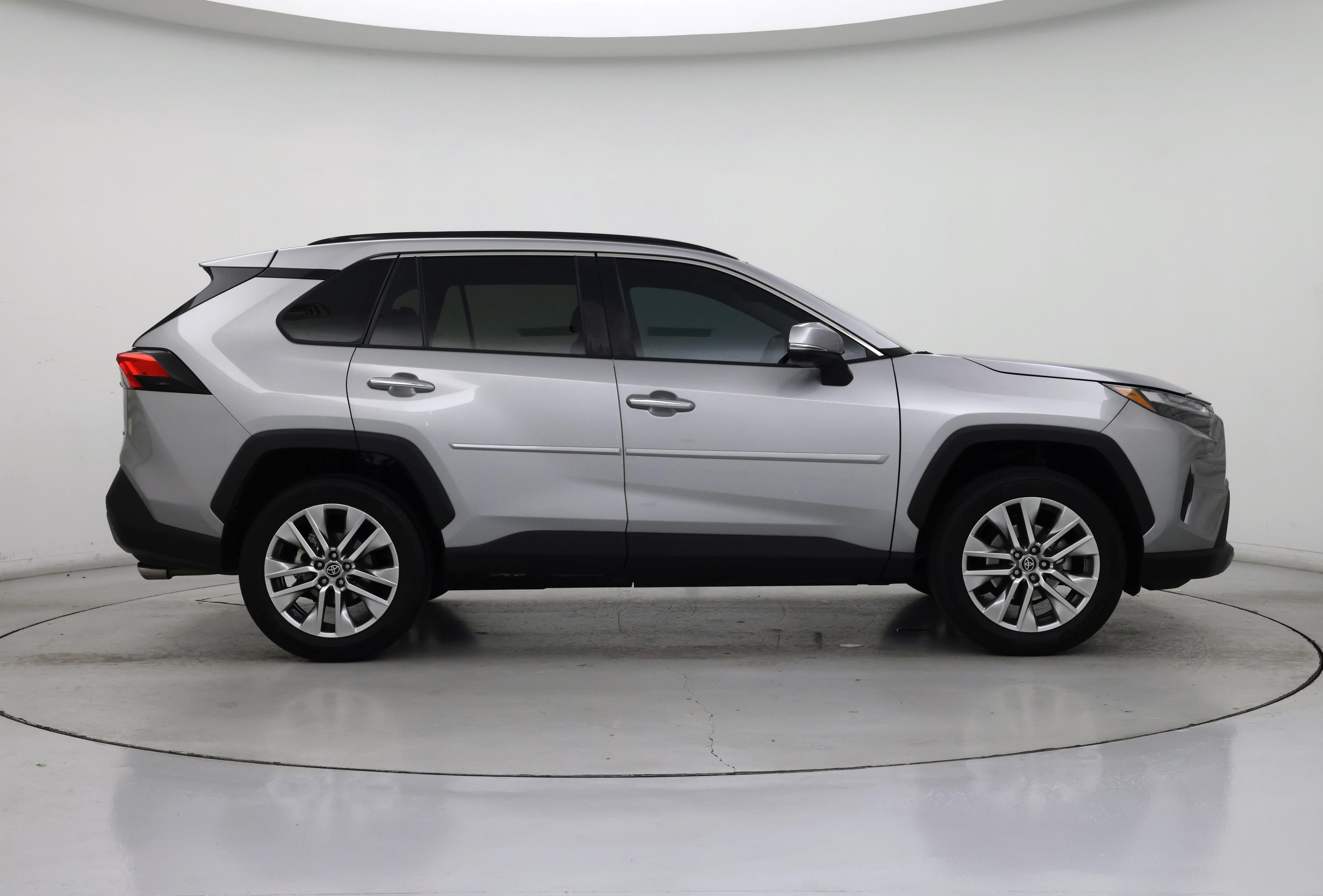 Thumbnail: 2023 Toyota RAV4 - 7