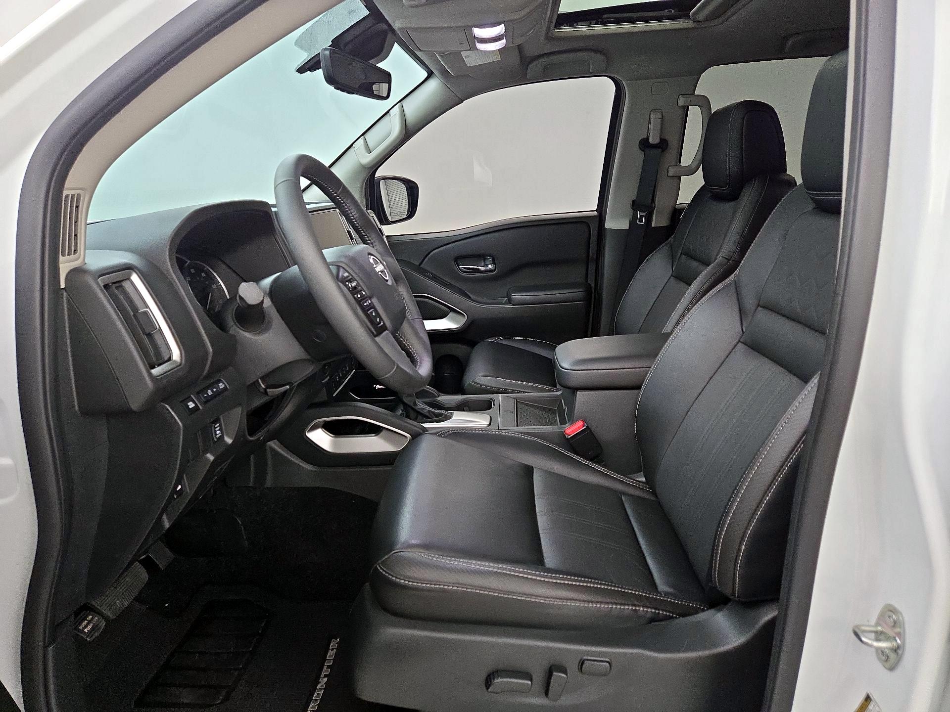 Thumbnail: 2025 Nissan Frontier - 11