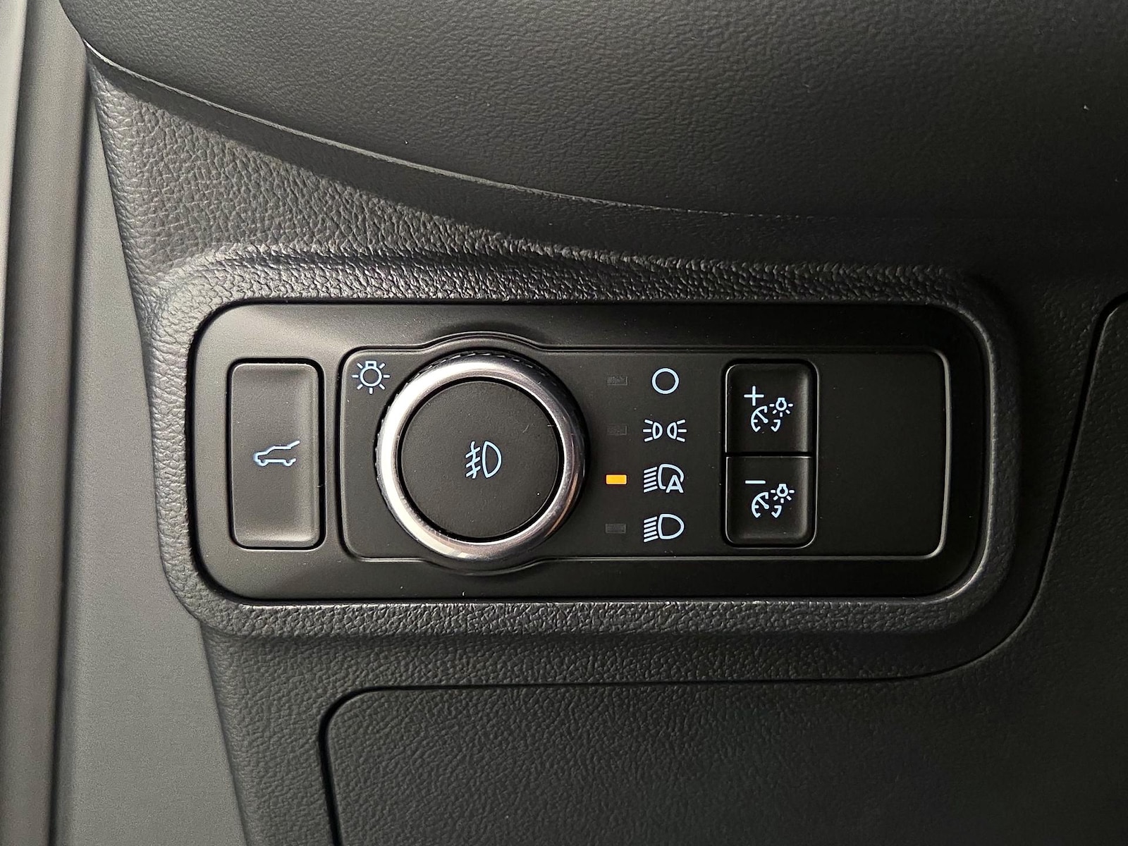 2026 Ford Explorer ST-LINE - Photo 14
