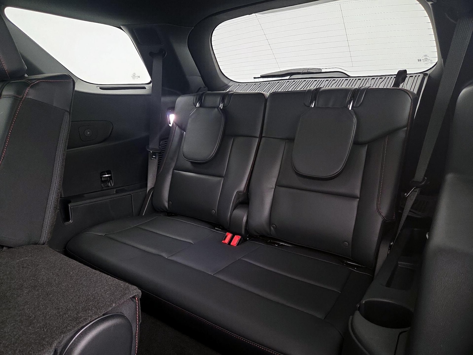 2026 Ford Explorer ST-LINE - Photo 21