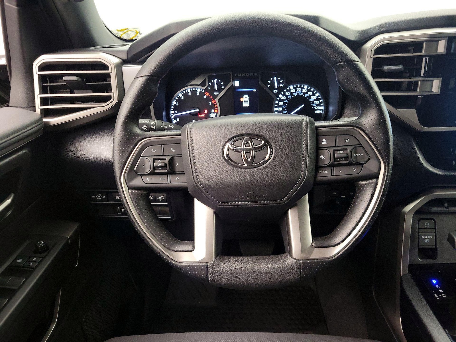 2026 Toyota Tundra SR5 - Photo 11