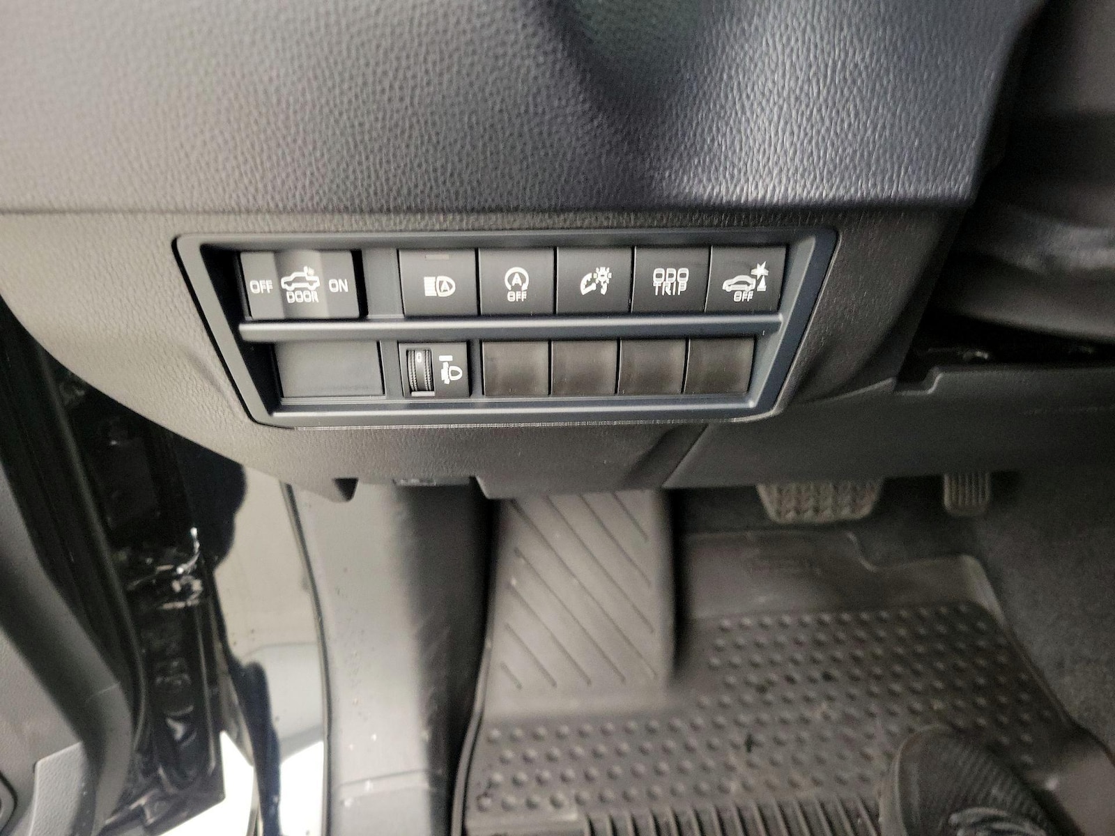 2026 Toyota Tundra SR5 - Photo 14
