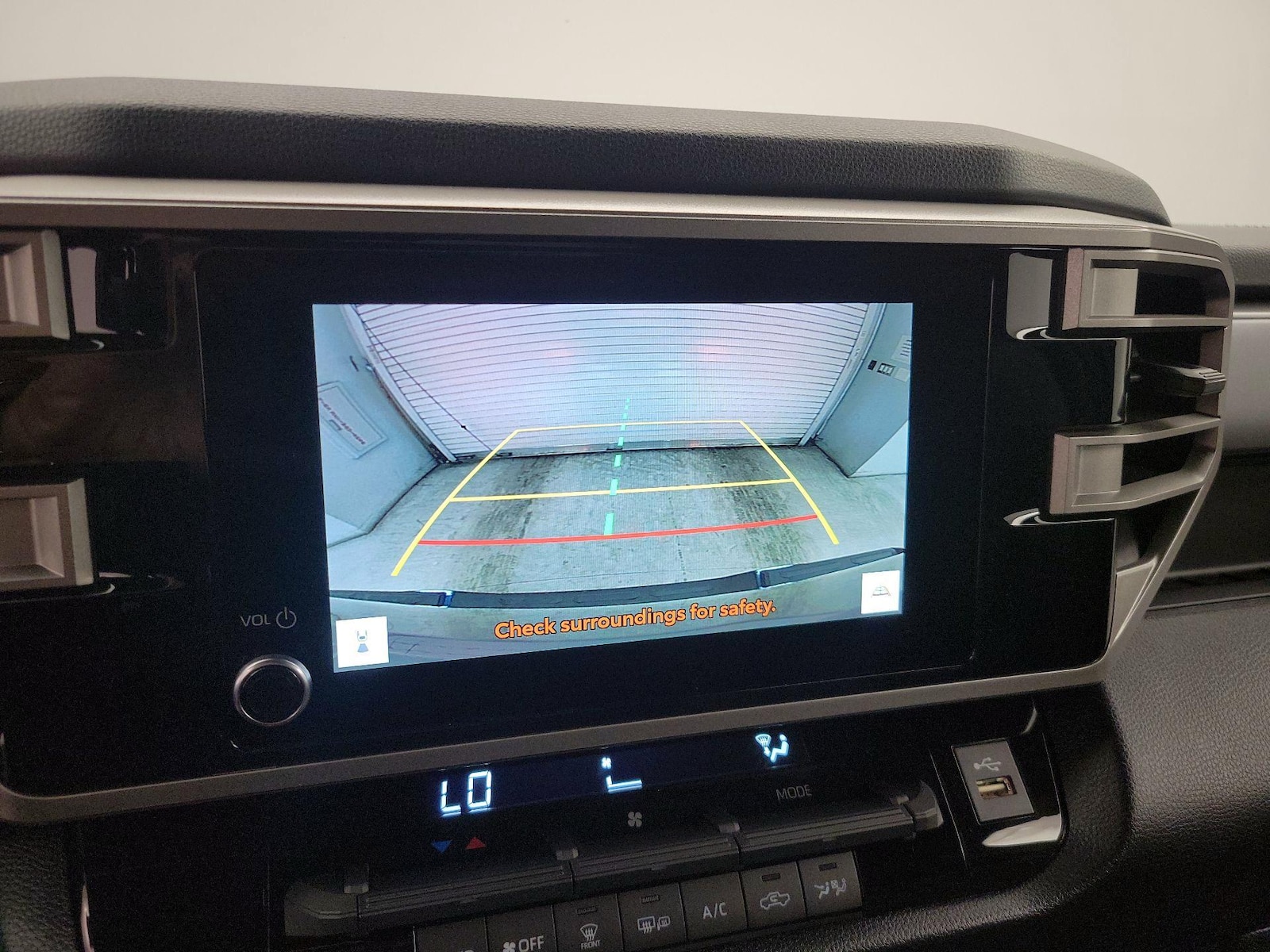 2026 Toyota Tundra SR5 - Photo 15