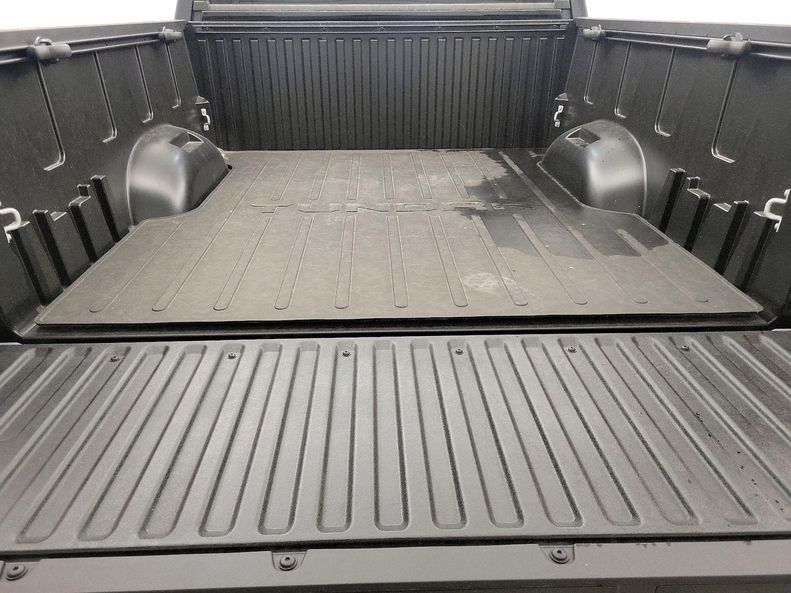 2026 Toyota Tundra SR5 - Photo 21