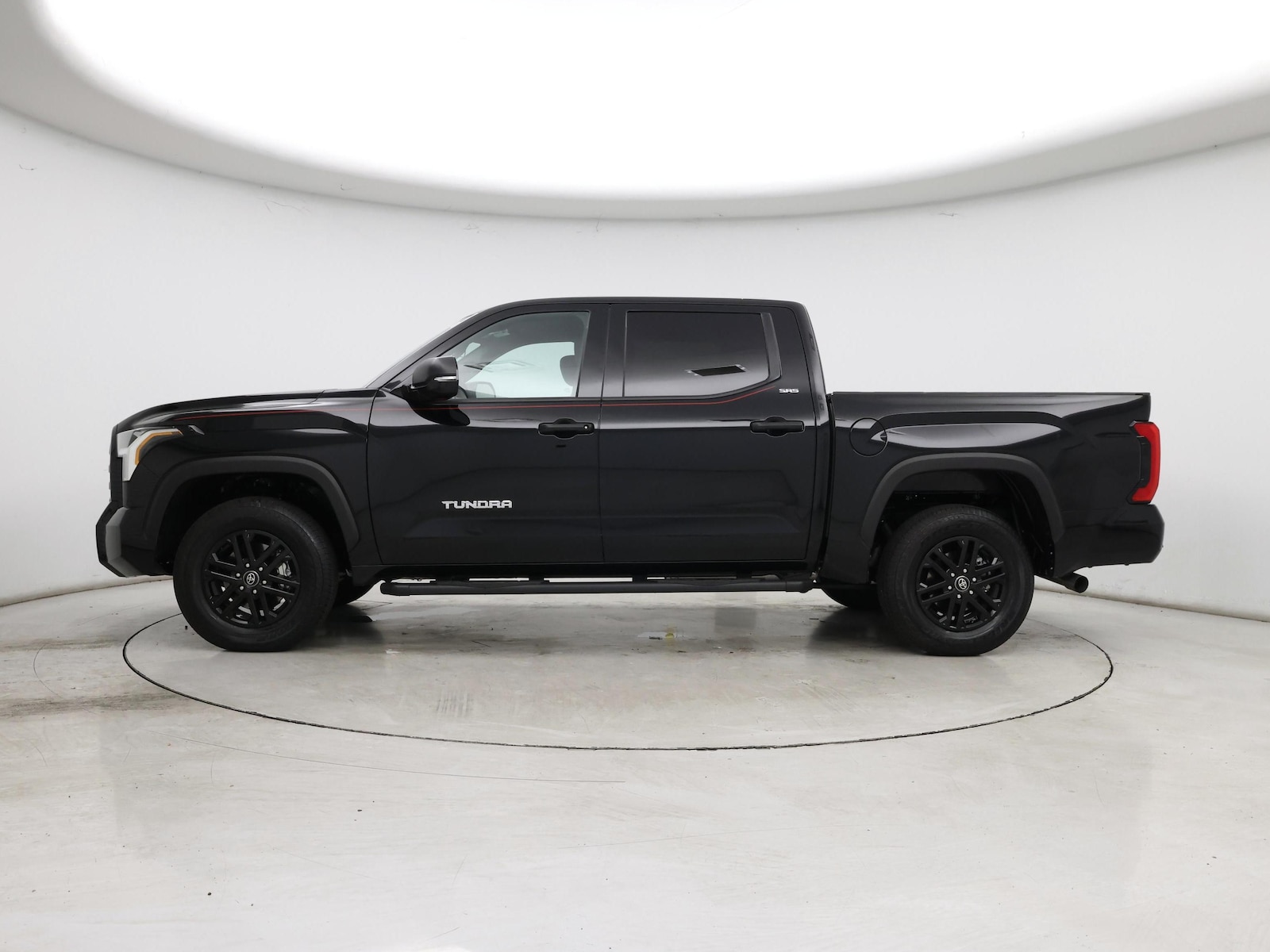 2026 Toyota Tundra SR5 - Photo 4