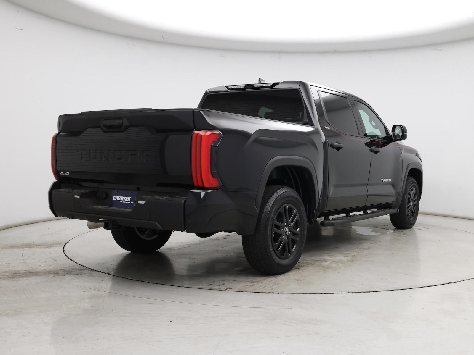 2026 Toyota Tundra SR5 - Photo 9