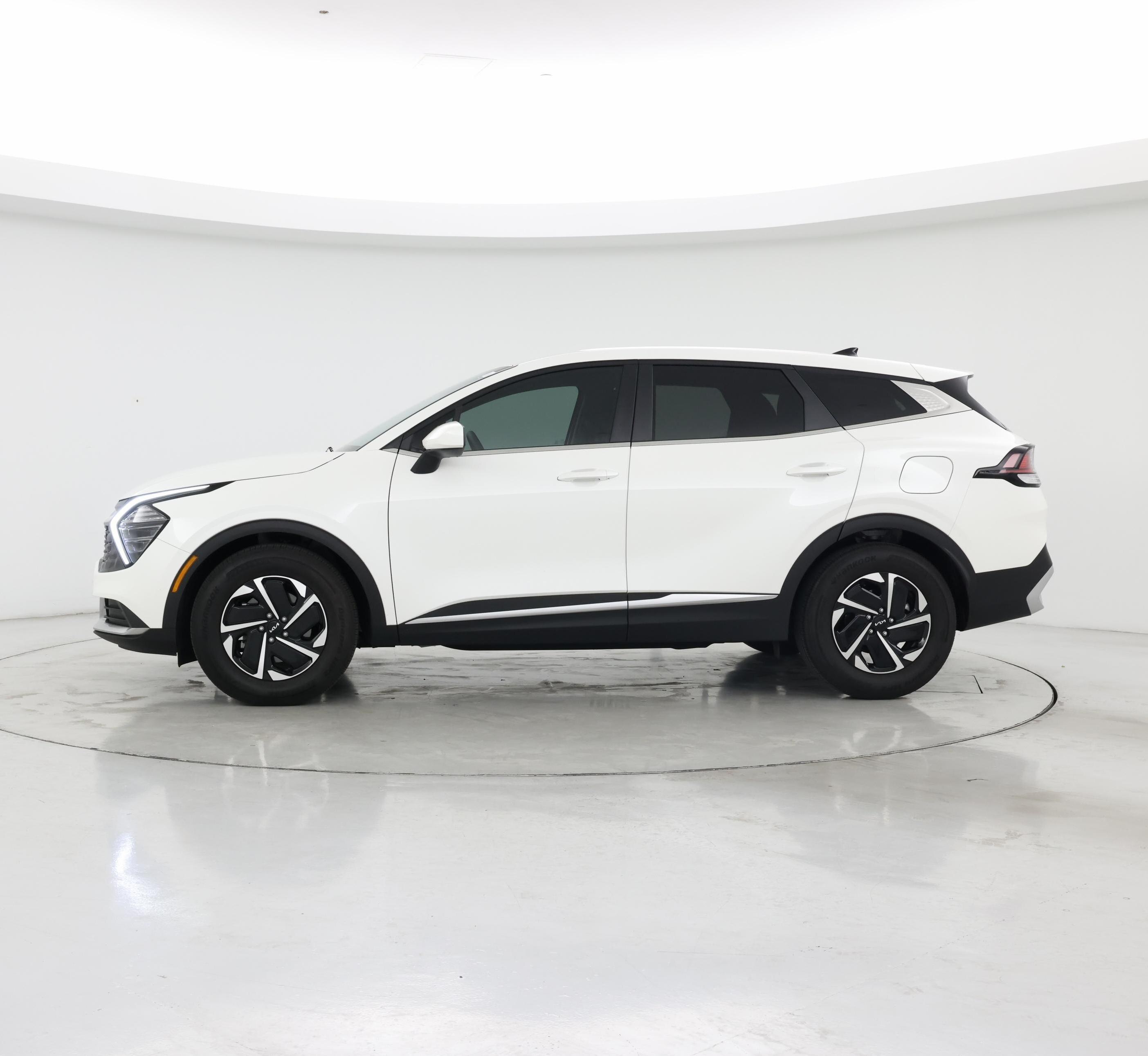 Thumbnail: 2024 Kia Sportage - 3