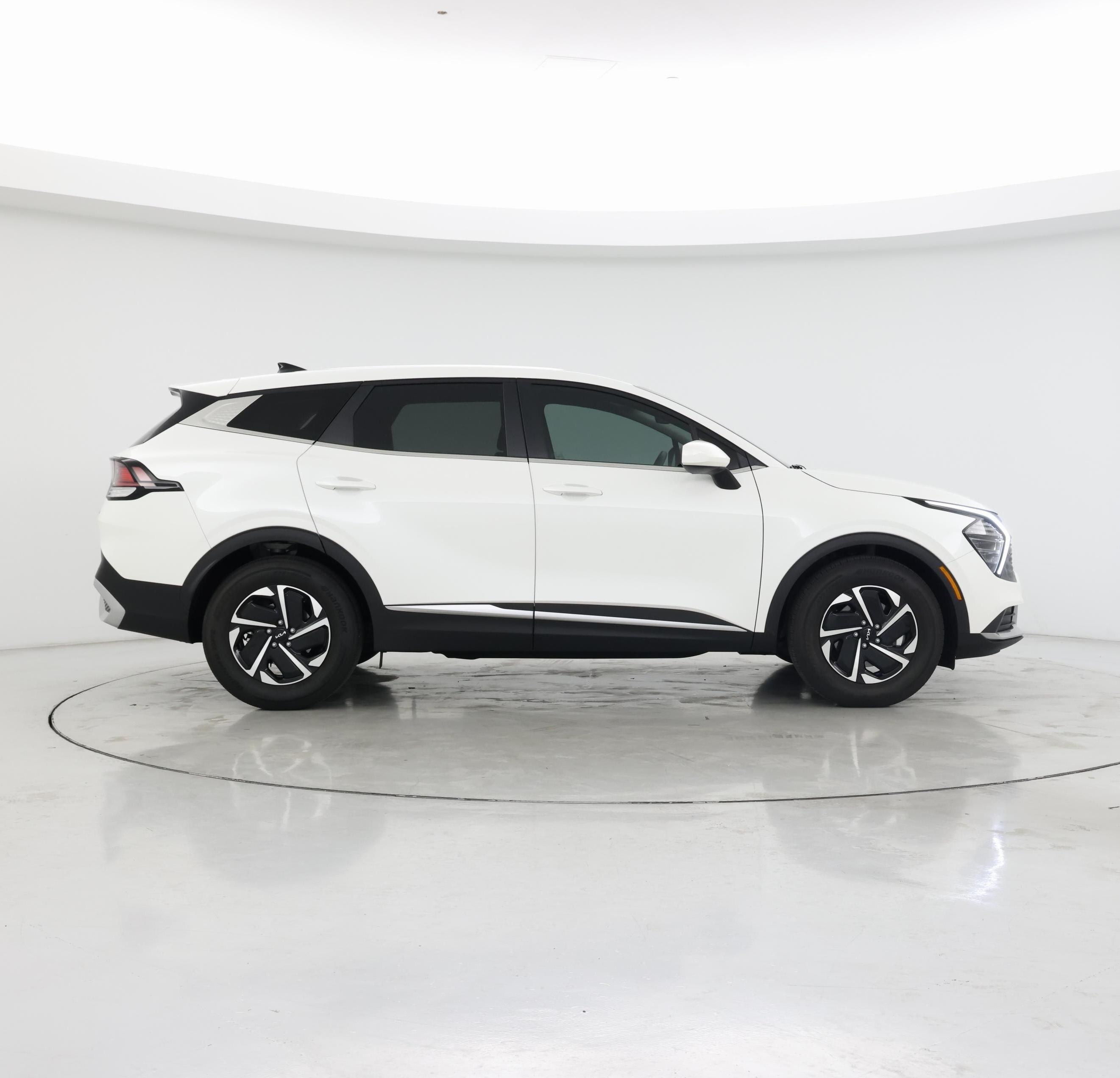 Thumbnail: 2024 Kia Sportage - 7