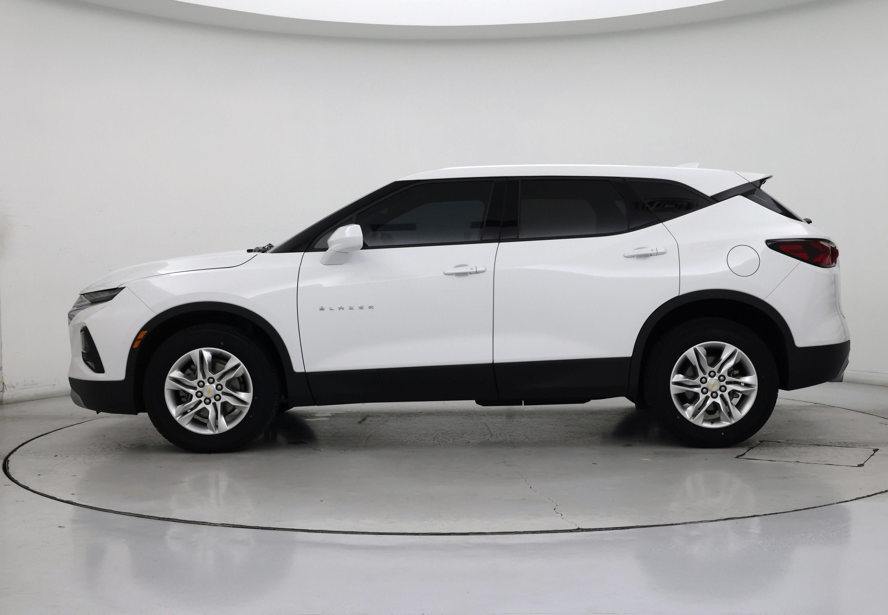 Thumbnail: 2020 Chevrolet Blazer - 3
