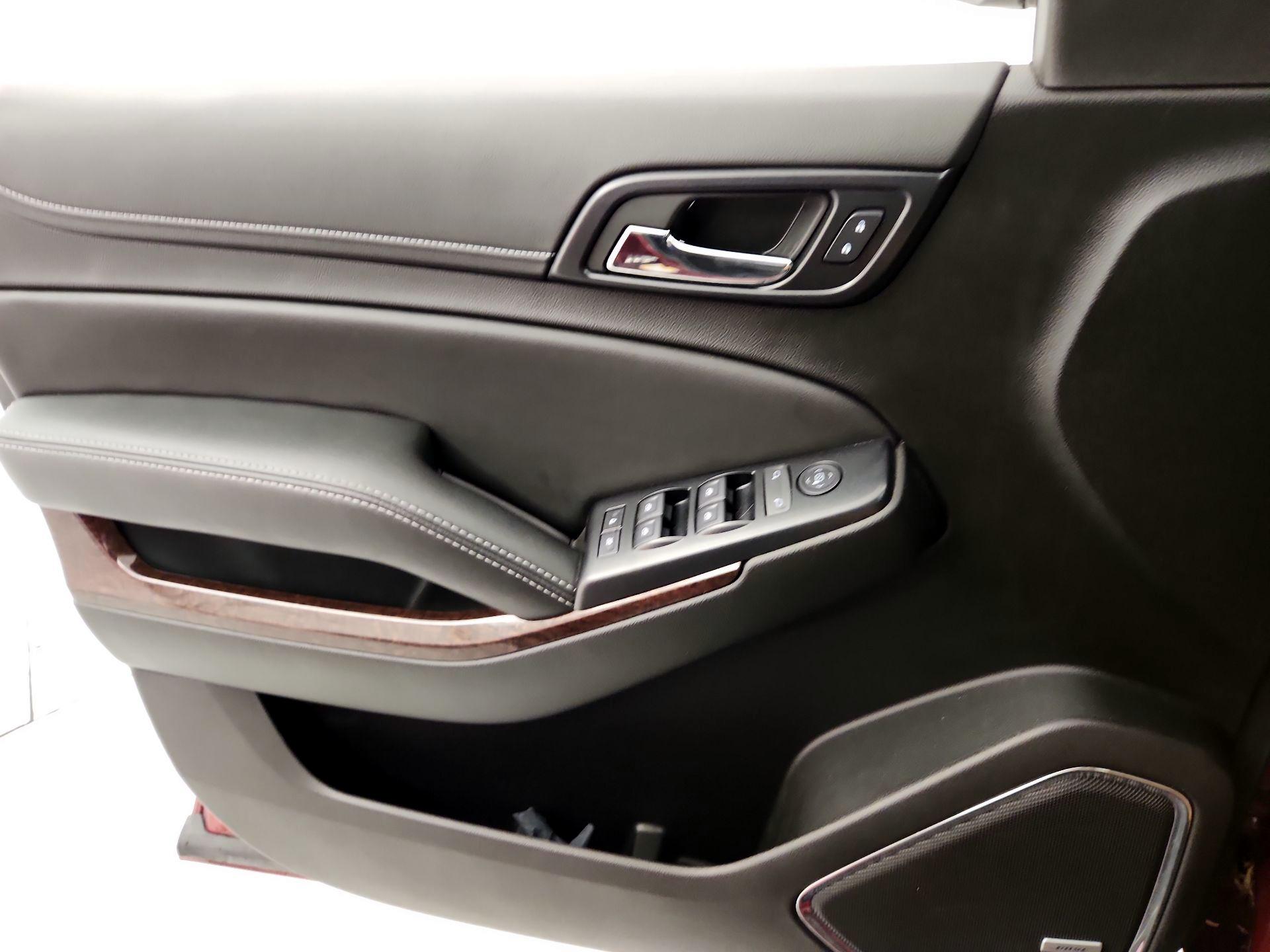 Thumbnail: 2019 GMC Yukon - 12