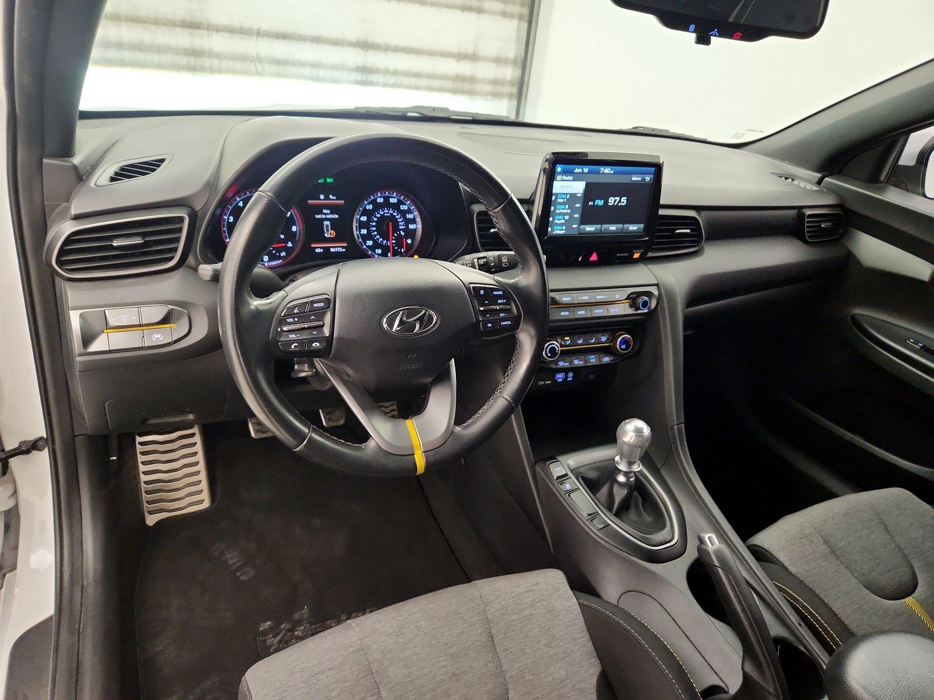 Thumbnail: 2019 Hyundai Veloster - 9