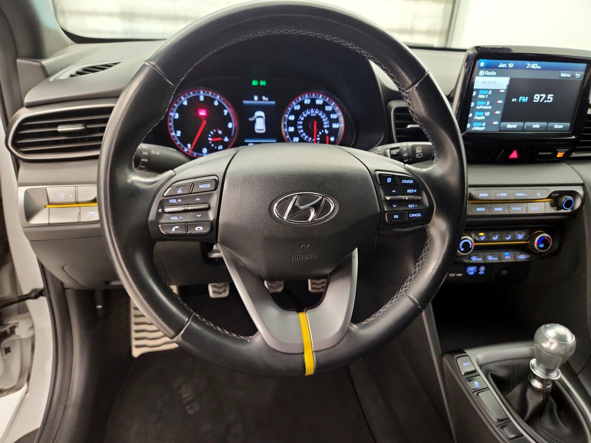 Thumbnail: 2019 Hyundai Veloster - 10