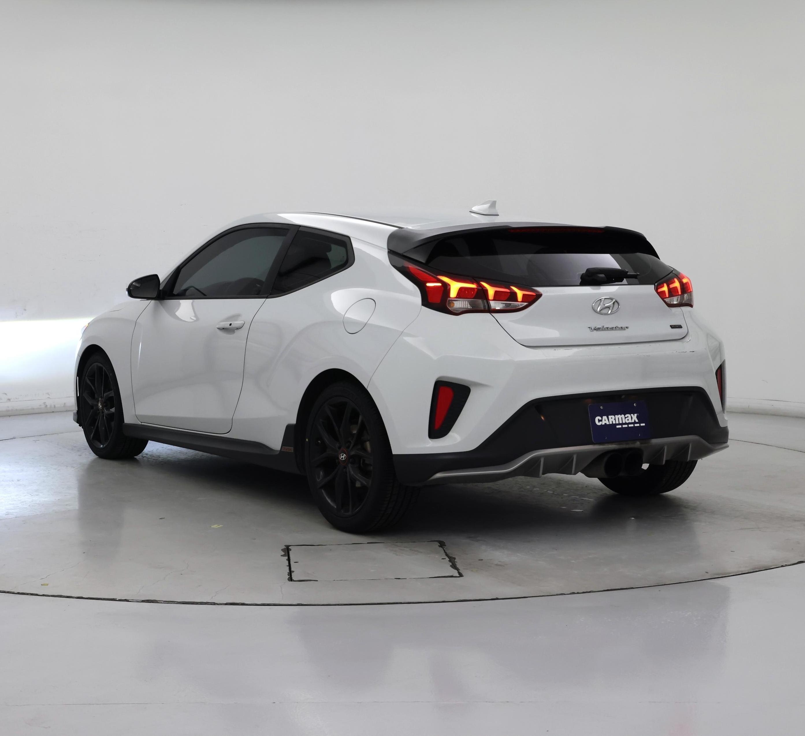 Thumbnail: 2019 Hyundai Veloster - 2
