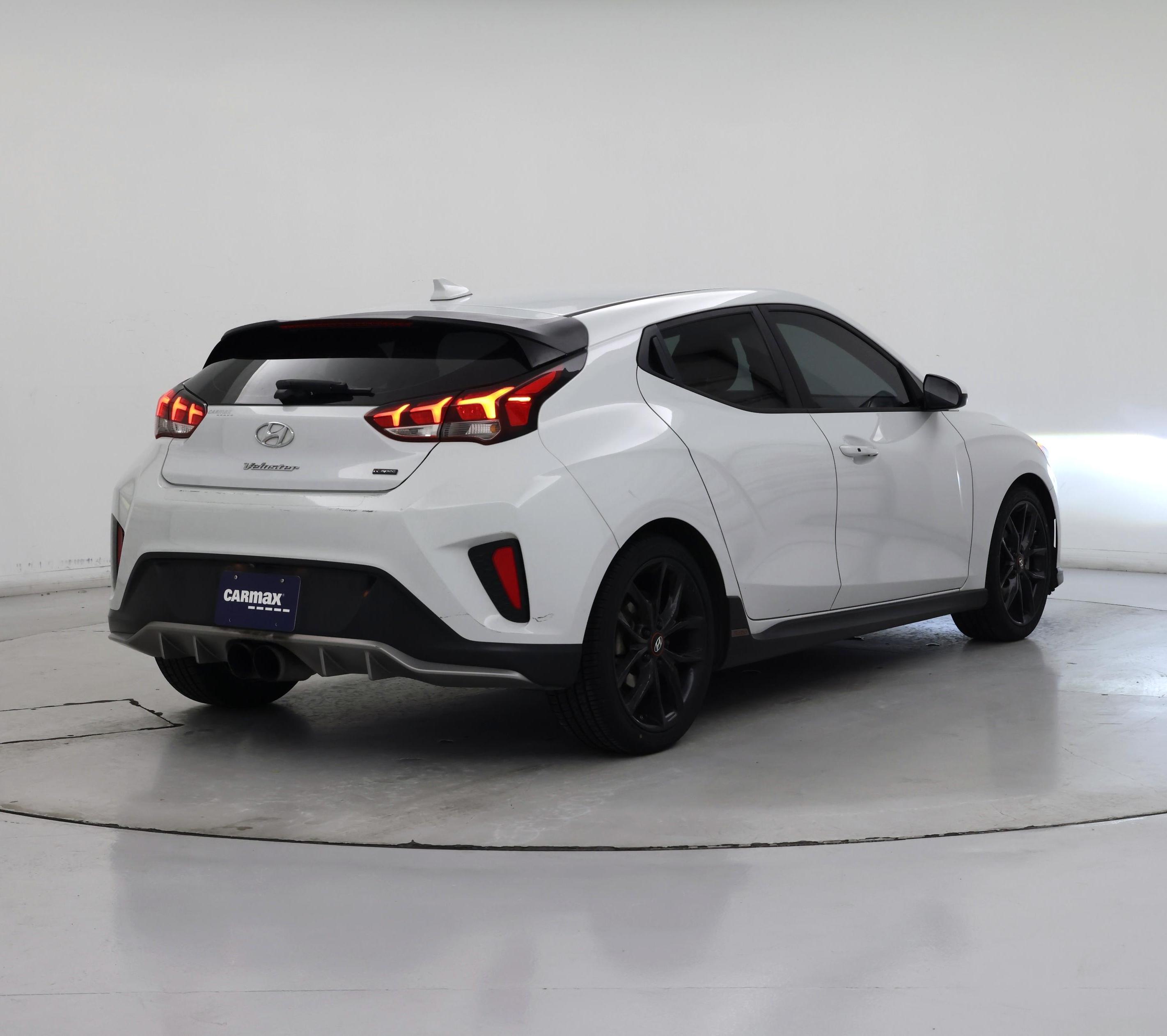 Thumbnail: 2019 Hyundai Veloster - 8