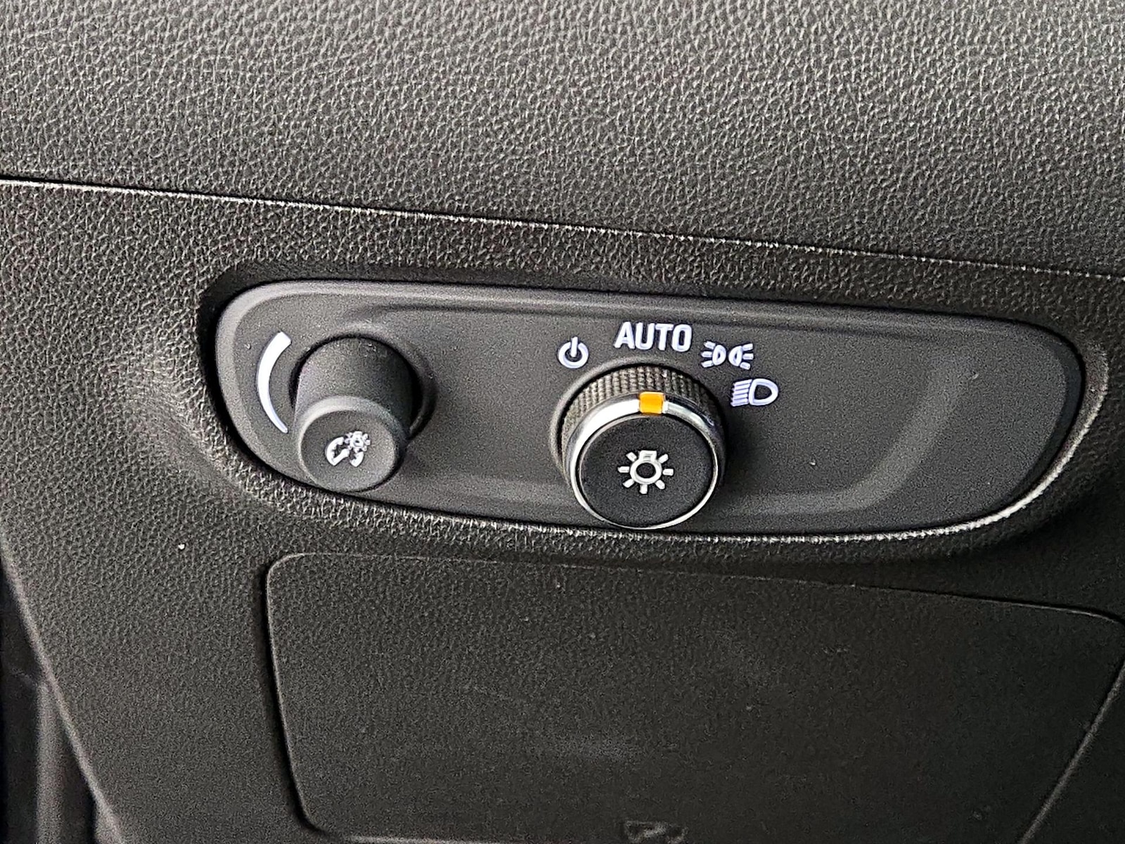 2024 Buick Encore GX Sport Touring - Photo 14
