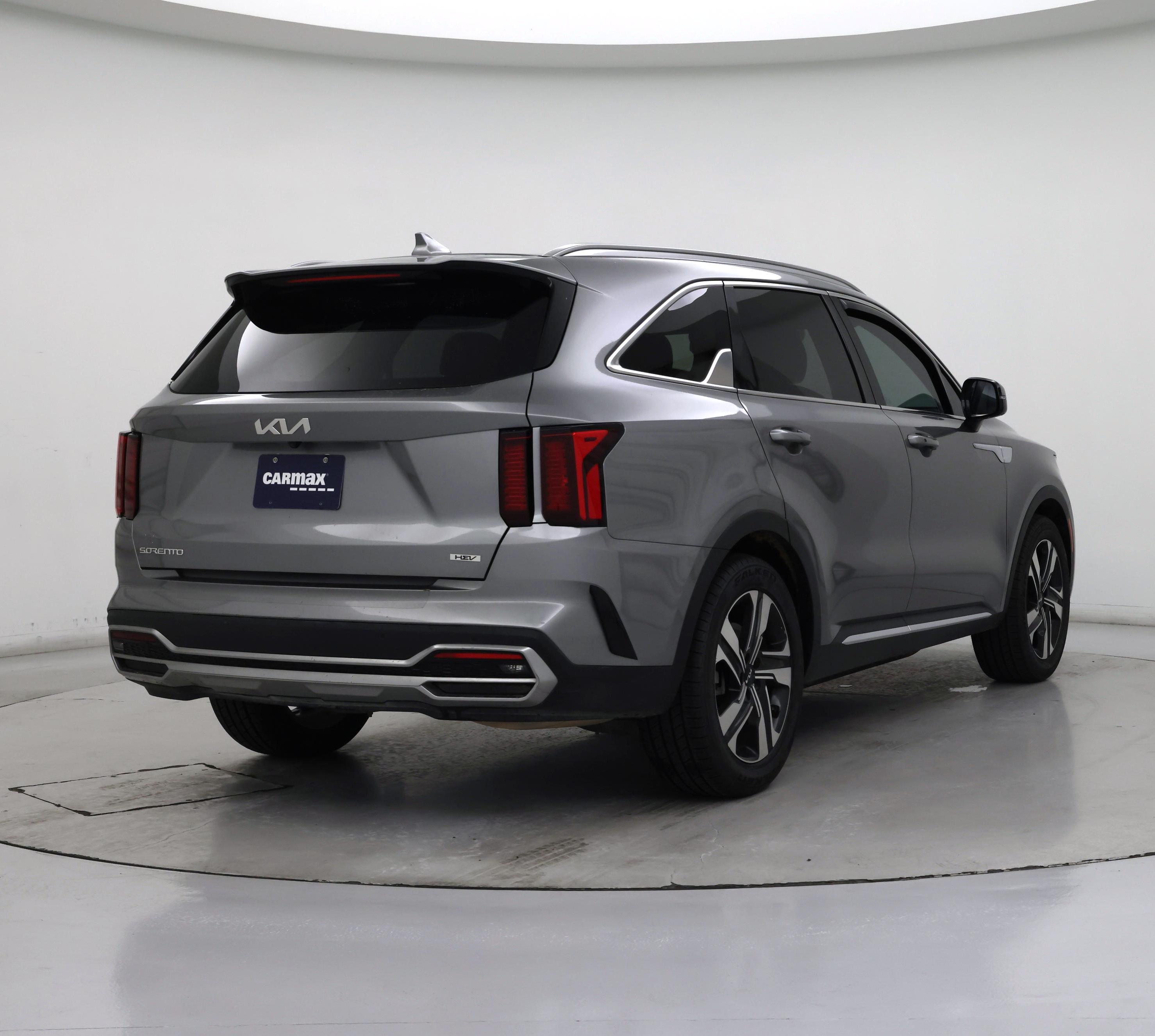 Thumbnail: 2023 Kia Sorento - 8