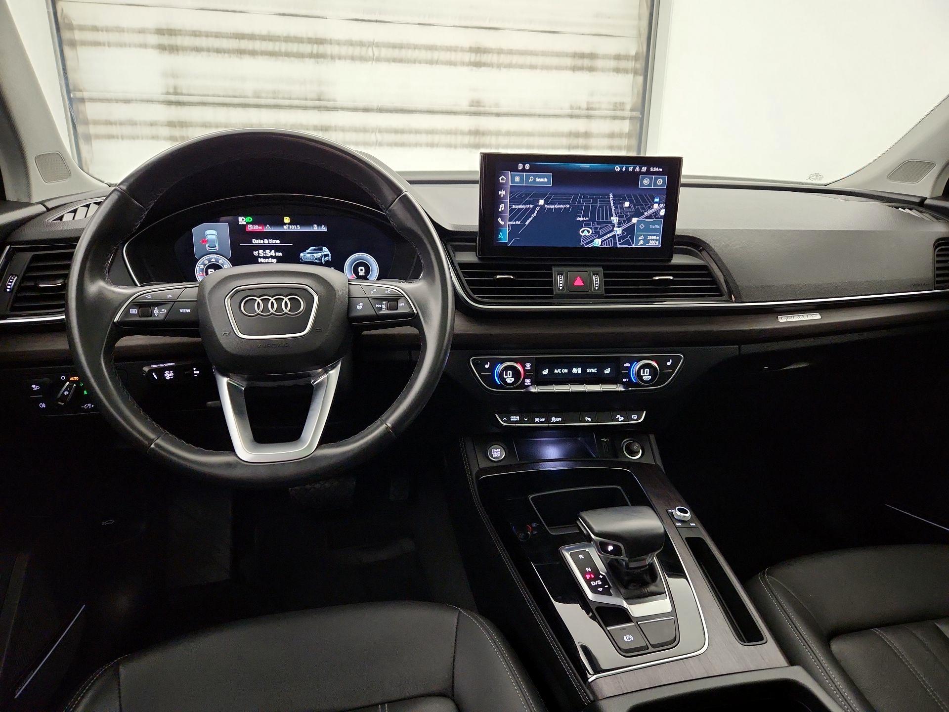 Thumbnail: 2022 Audi Q5 - 9