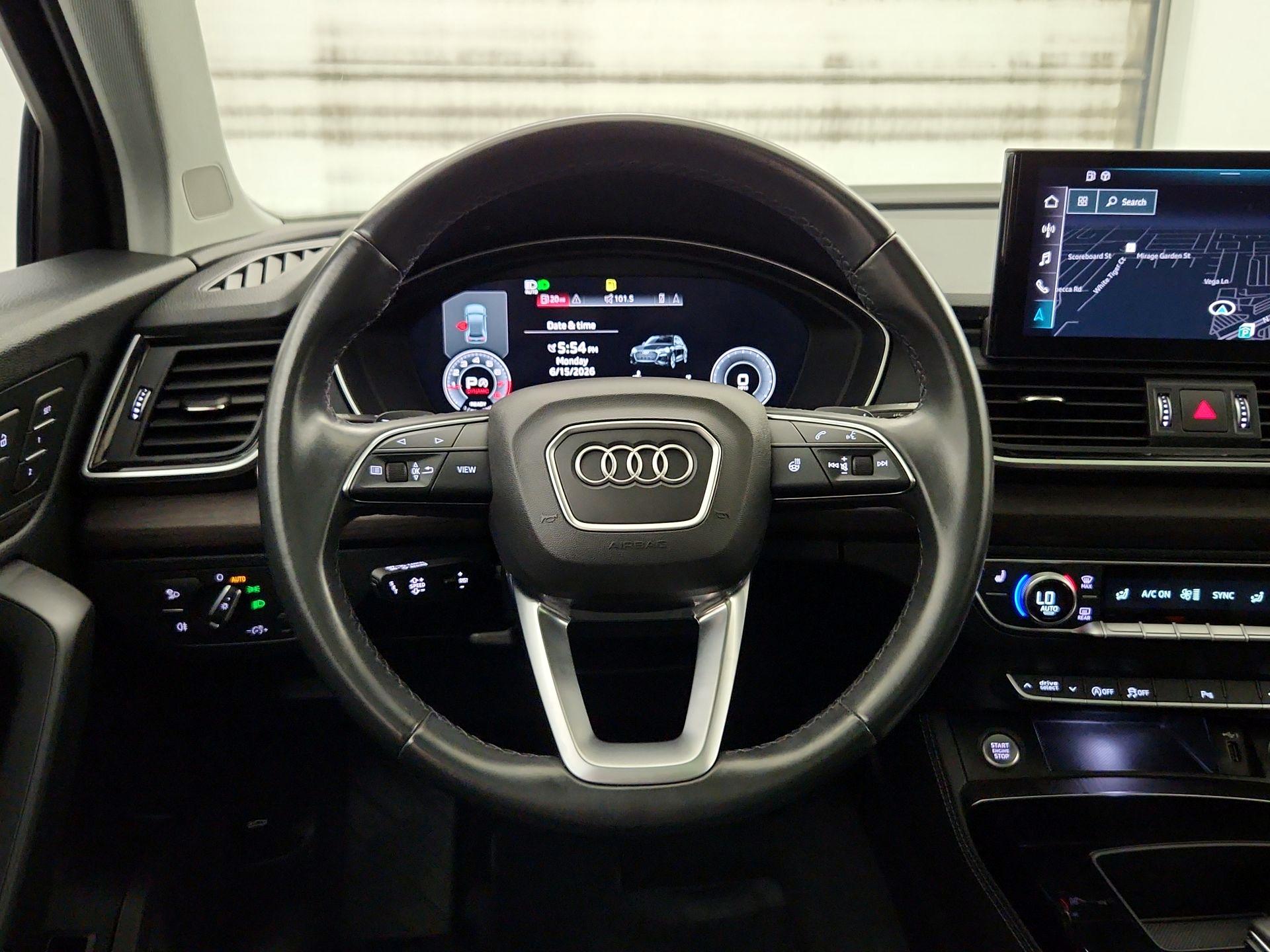 Thumbnail: 2022 Audi Q5 - 10