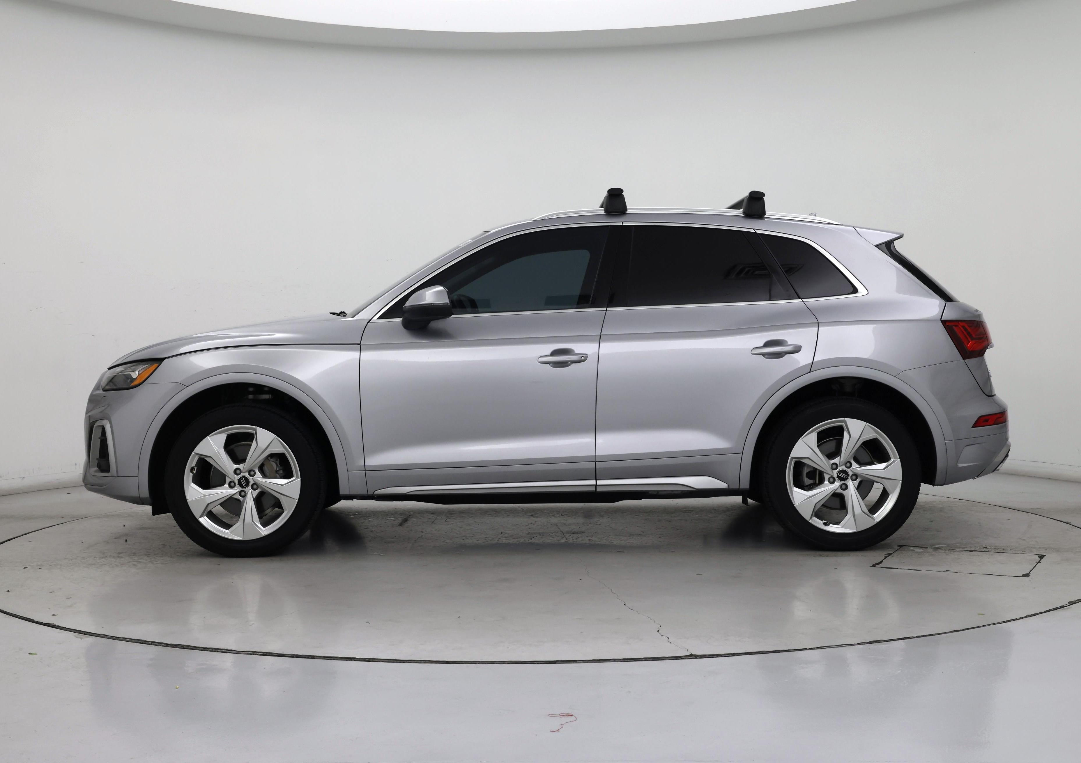 Thumbnail: 2022 Audi Q5 - 3