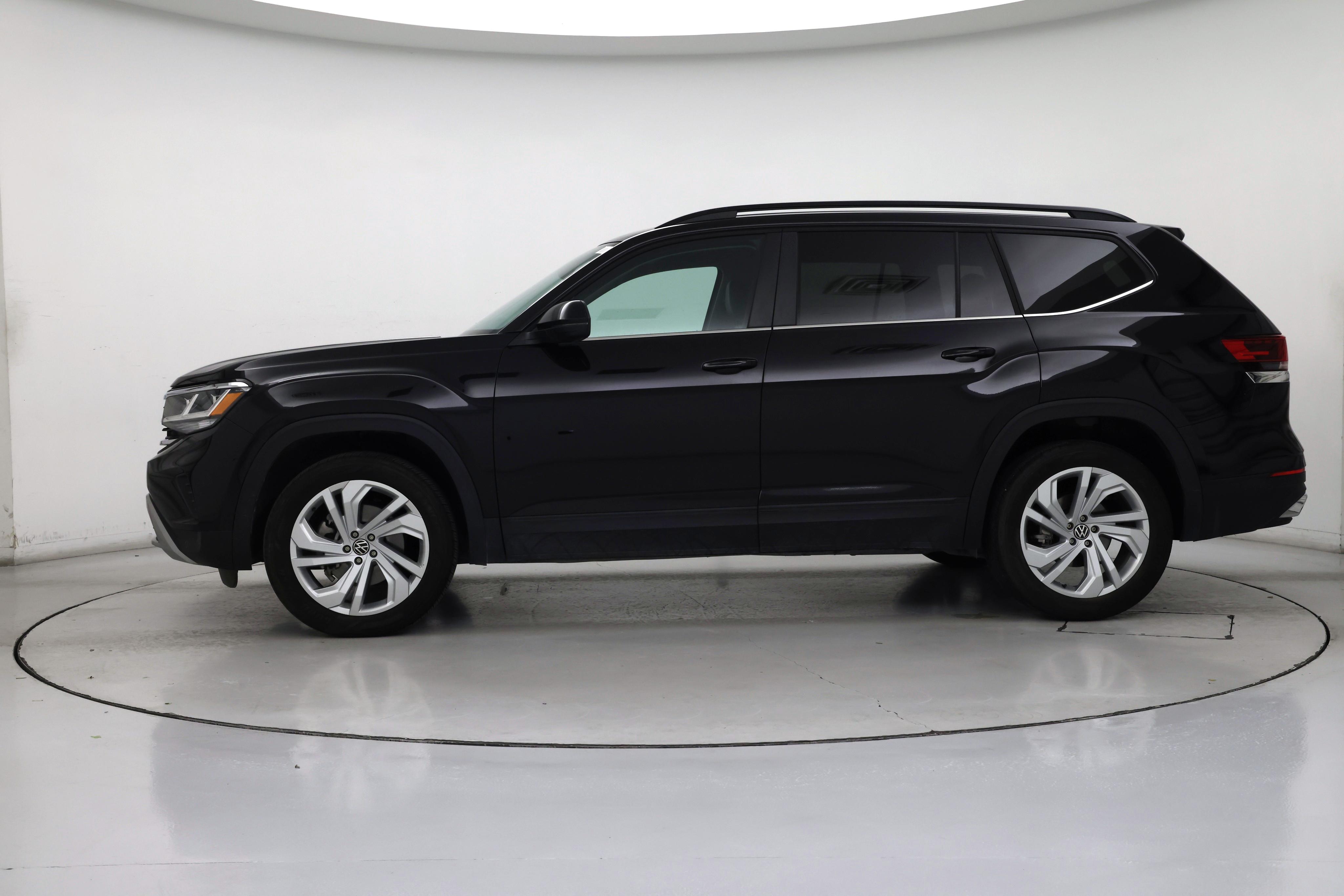 Thumbnail: 2022 Volkswagen Atlas - 3