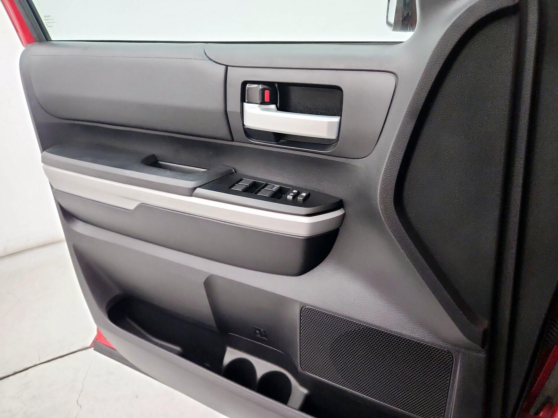 Thumbnail: 2021 Toyota Tundra - 12