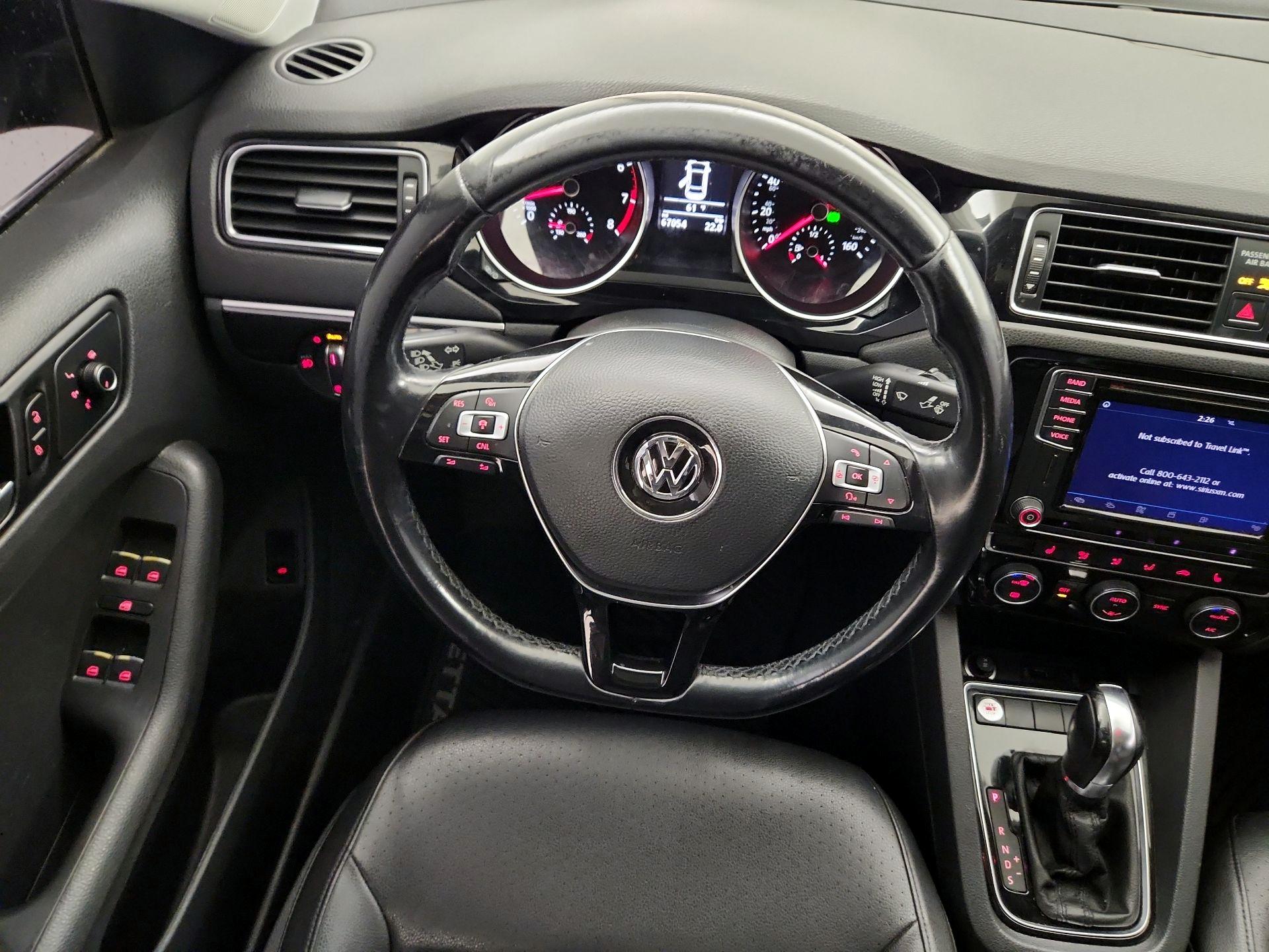 Thumbnail: 2017 Volkswagen Jetta - 10