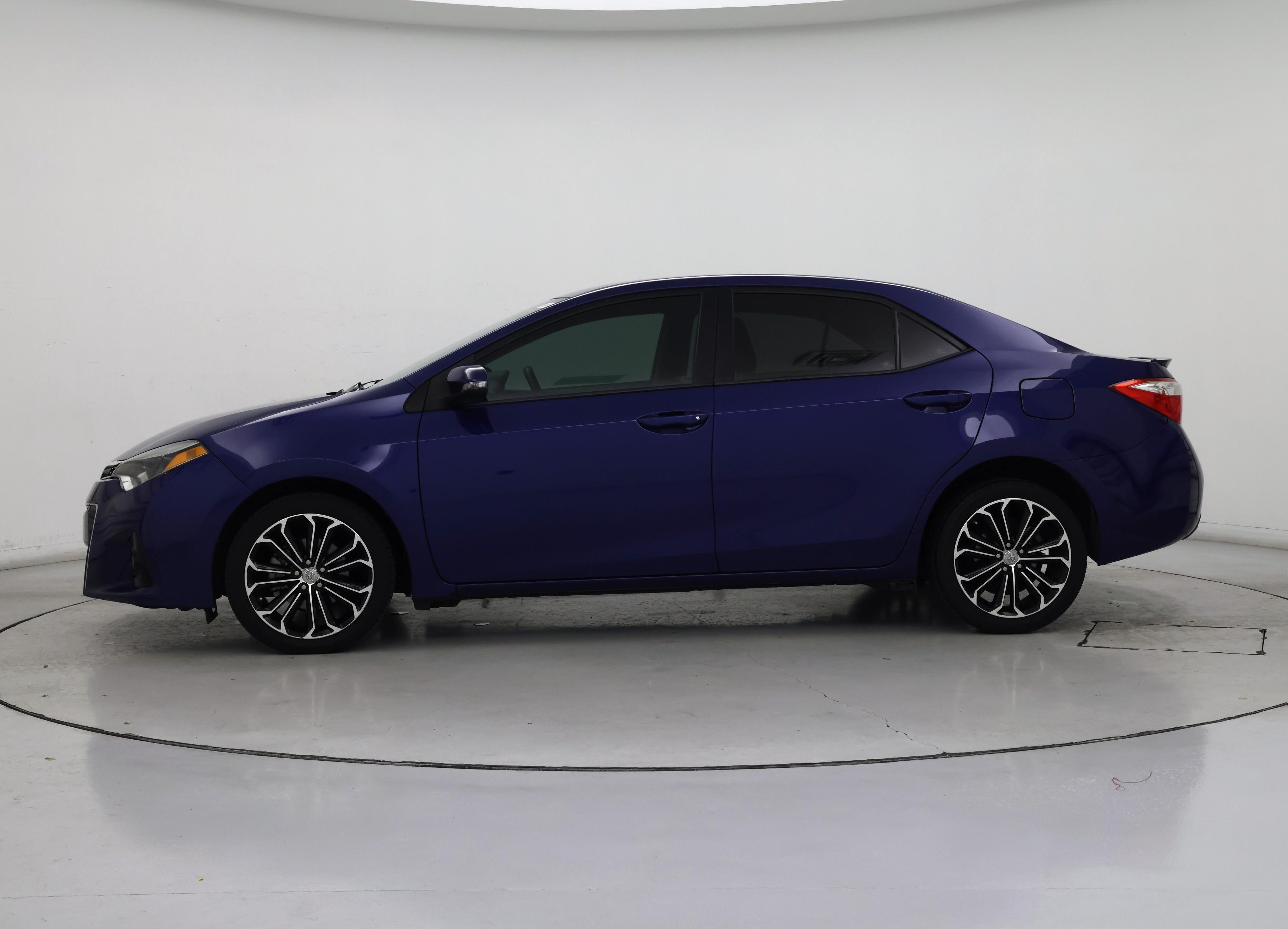 Thumbnail: 2016 Toyota Corolla - 3