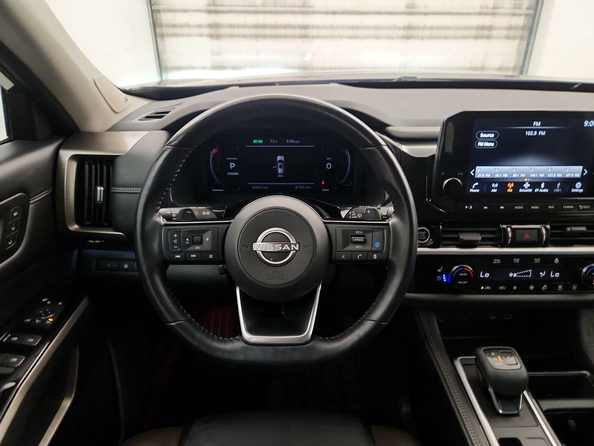 Thumbnail: 2023 Nissan Pathfinder - 10