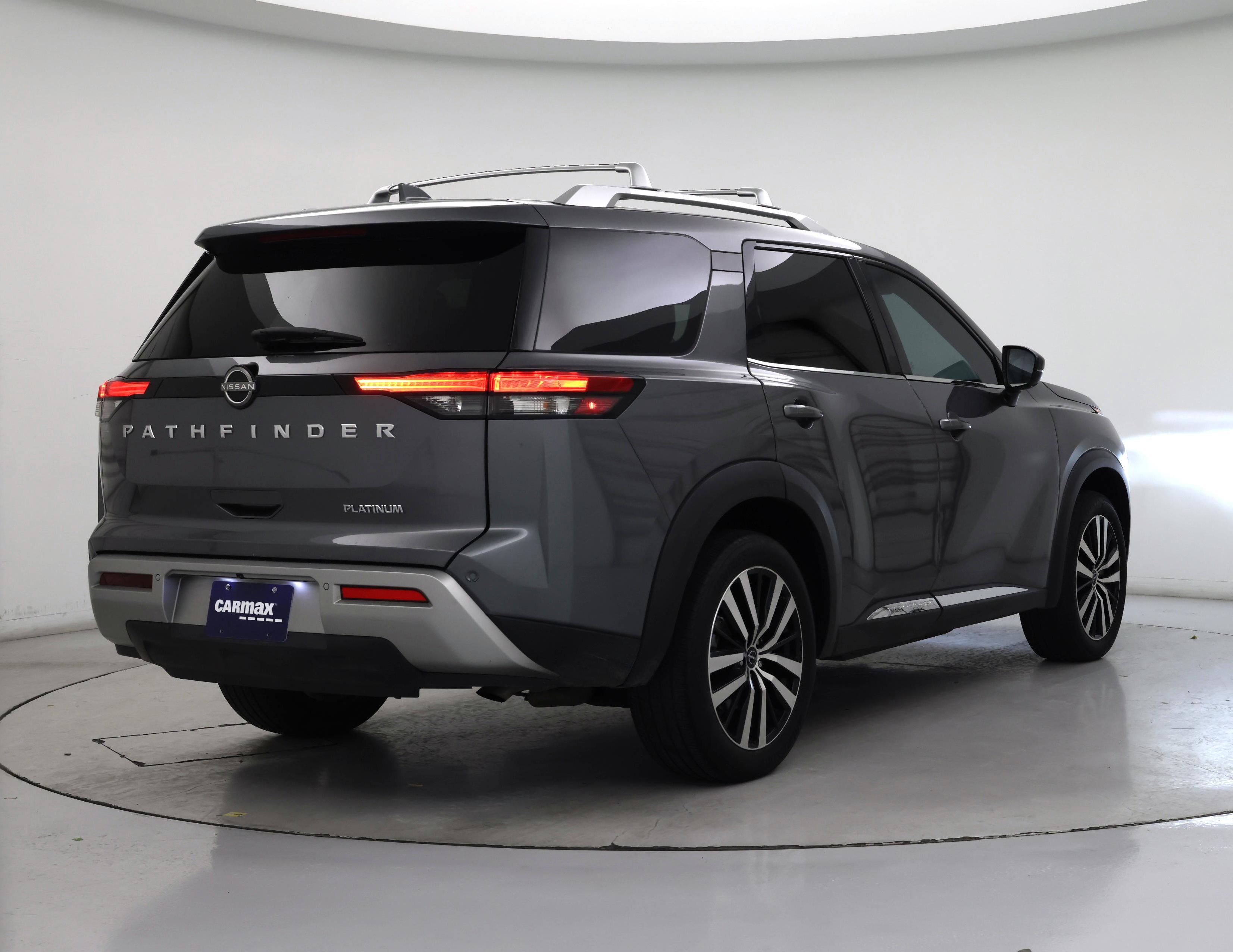 Thumbnail: 2023 Nissan Pathfinder - 8