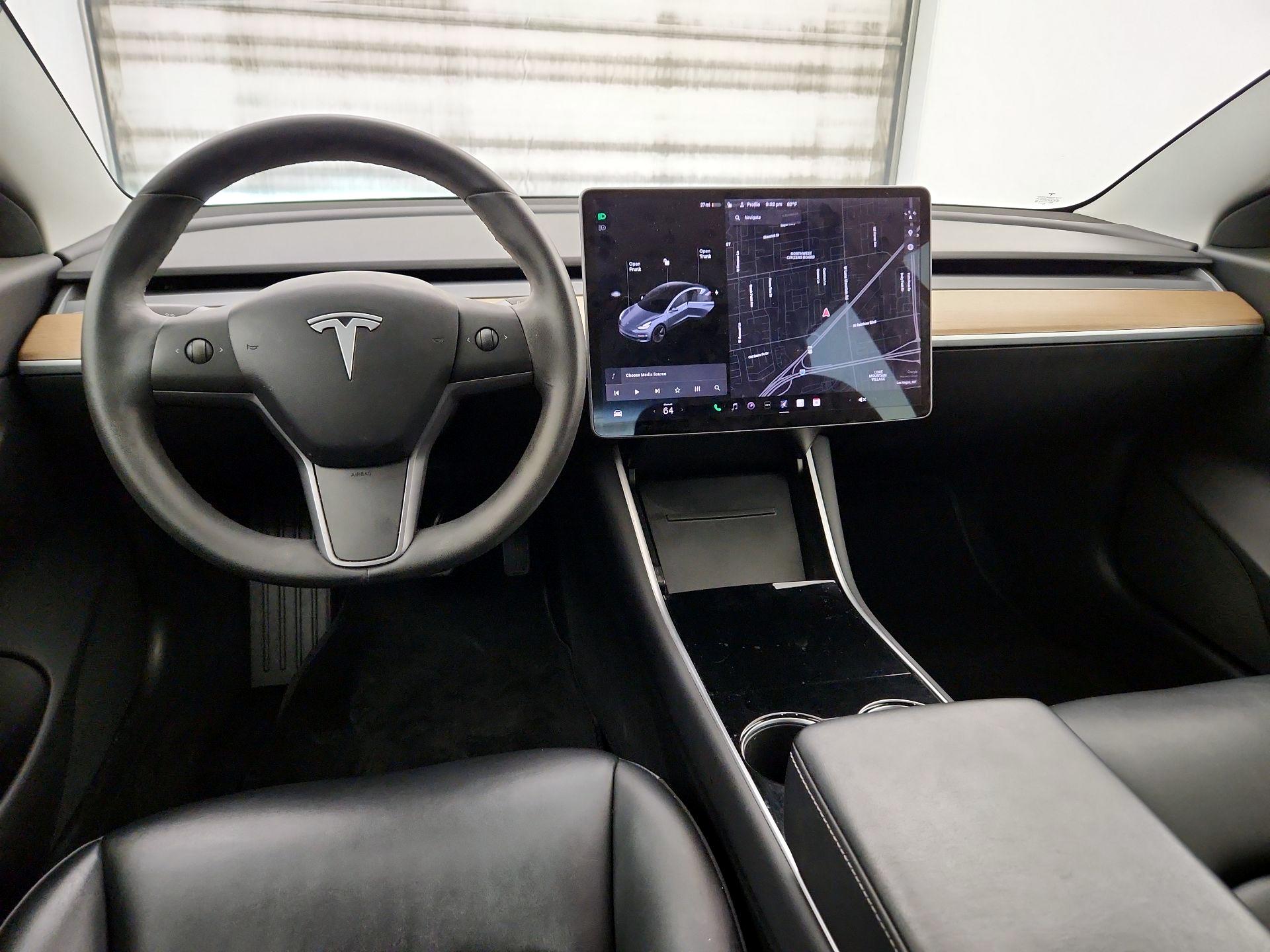 Thumbnail: 2019 Tesla Model 3 - 9