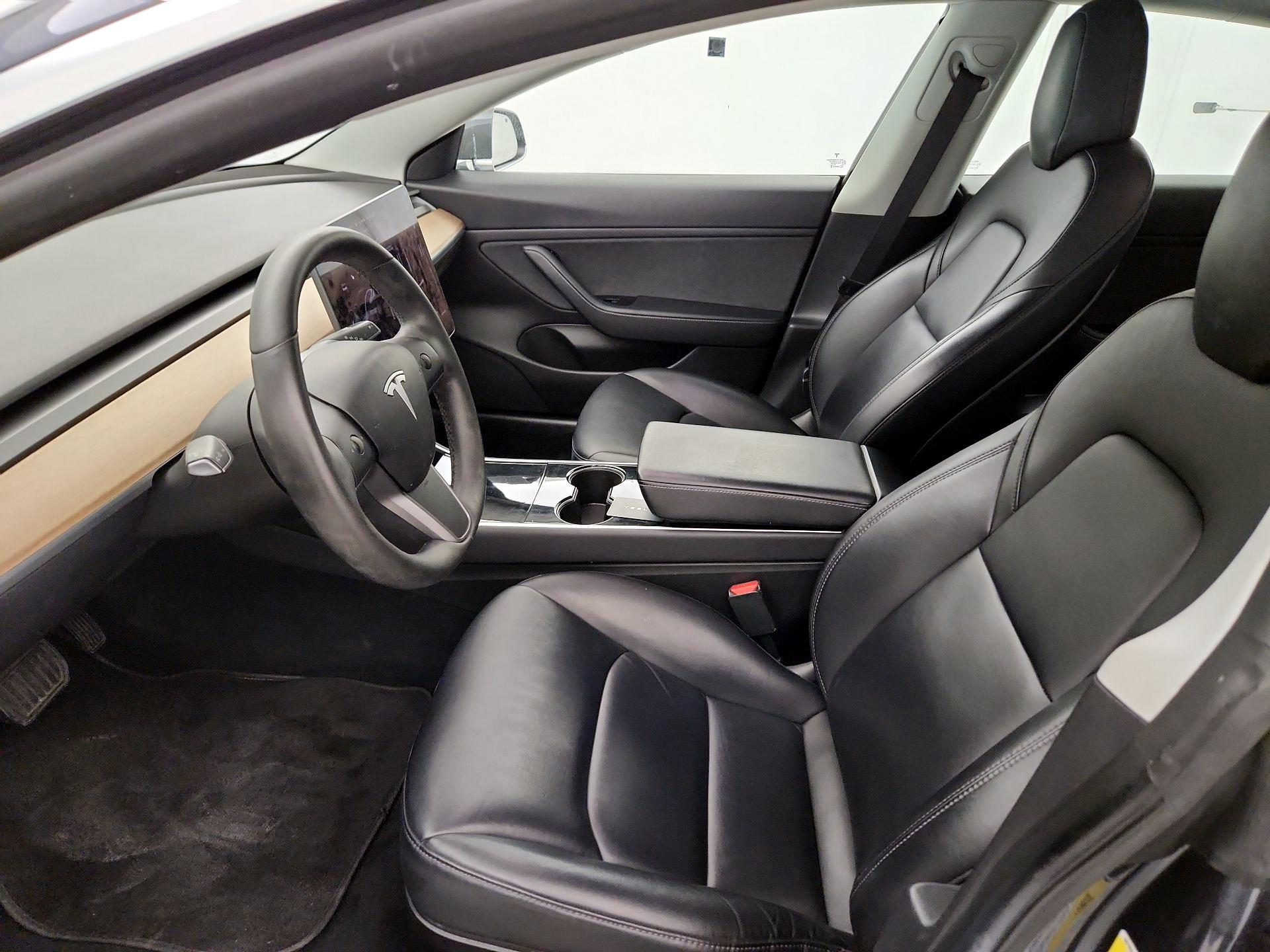 Thumbnail: 2019 Tesla Model 3 - 11