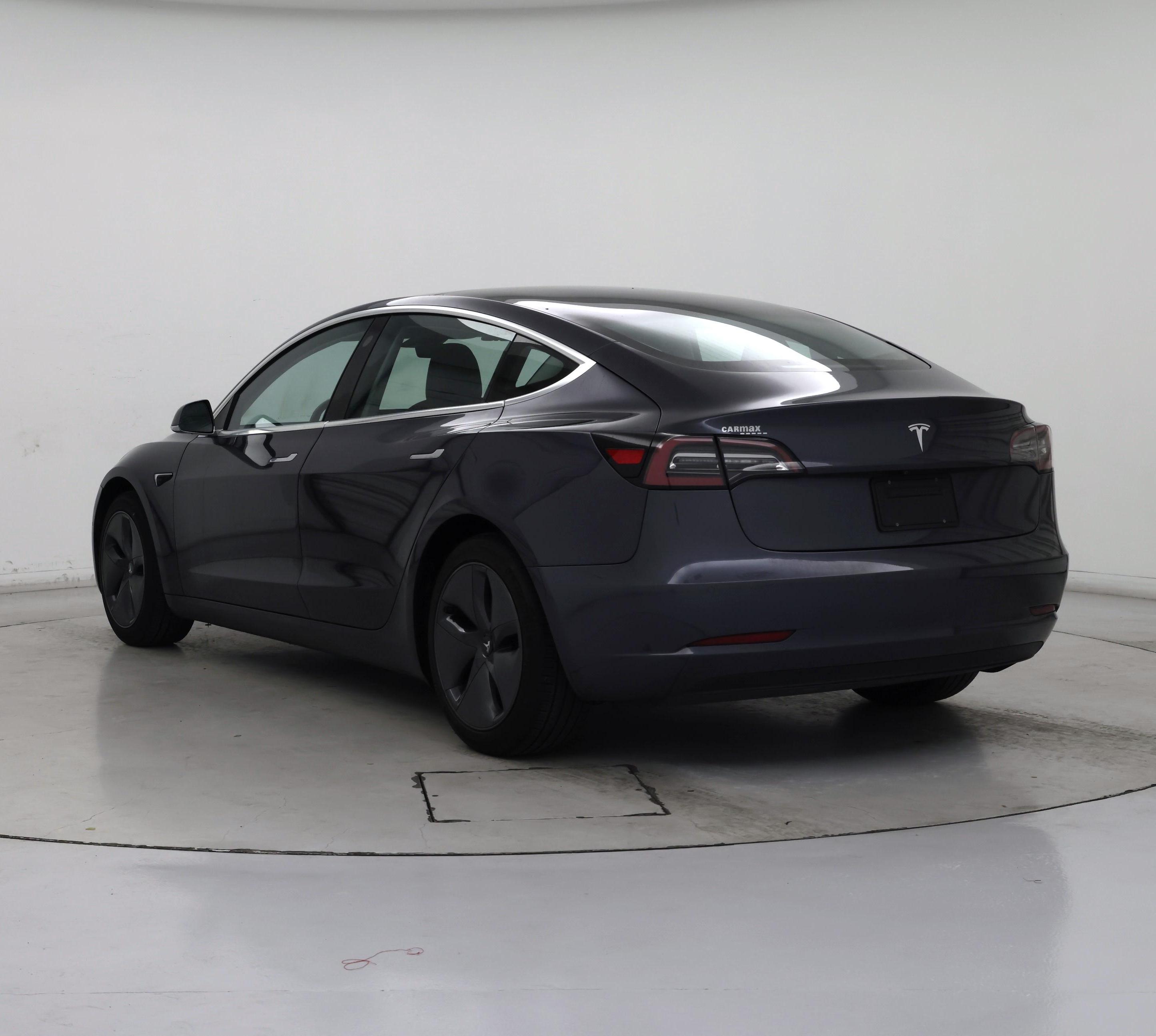 Thumbnail: 2019 Tesla Model 3 - 2