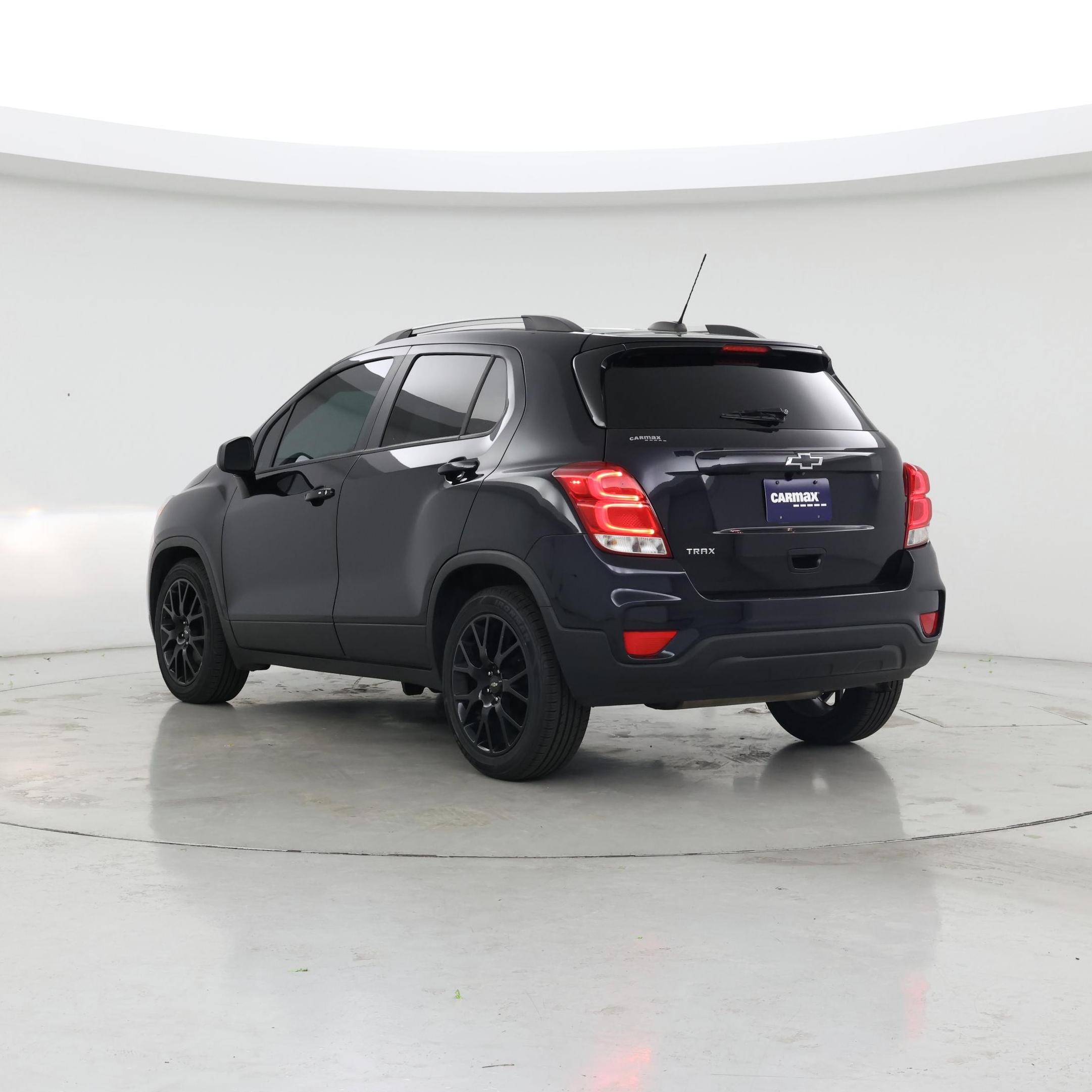Thumbnail: 2021 Chevrolet Trax - 2