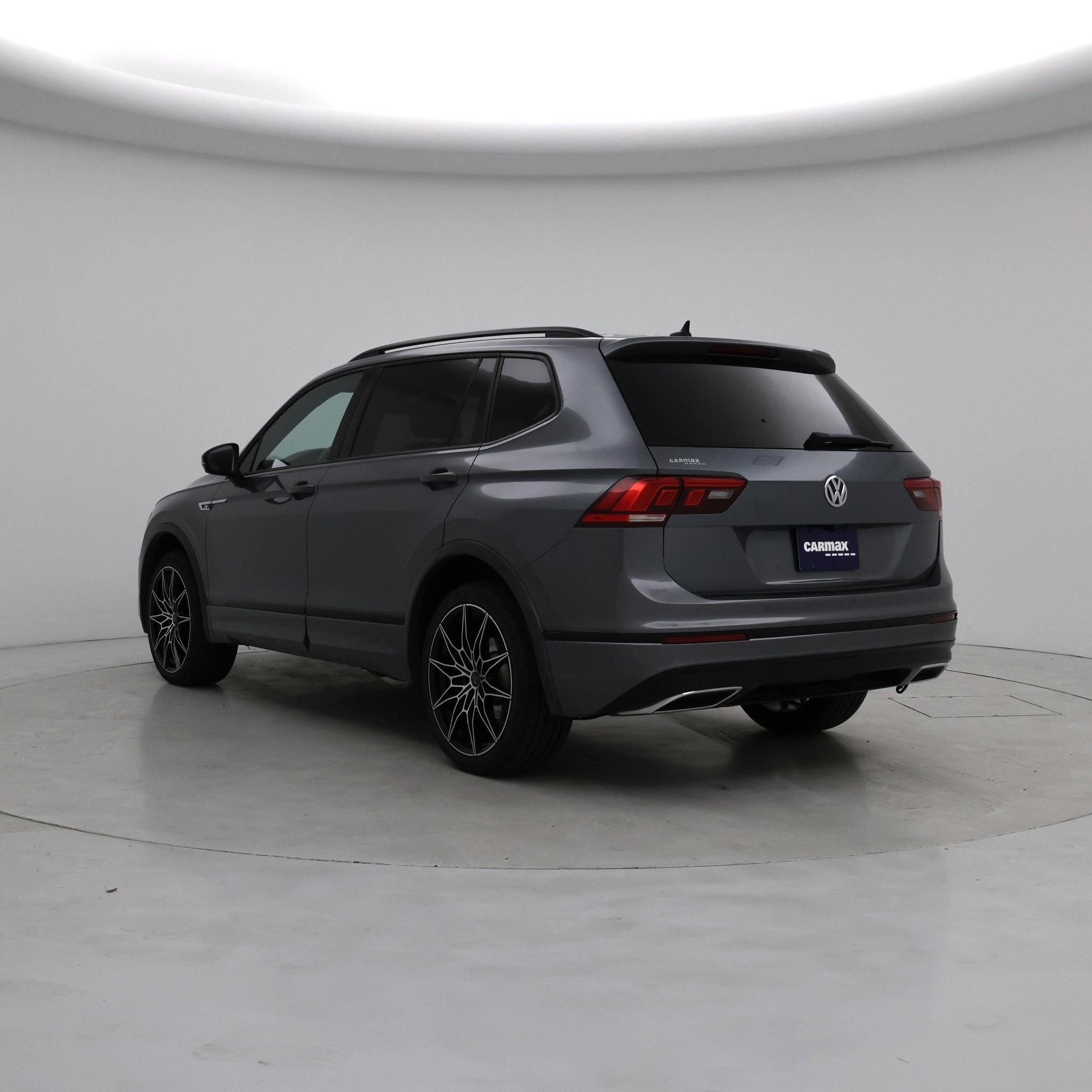 Thumbnail: 2021 Volkswagen Tiguan - 2