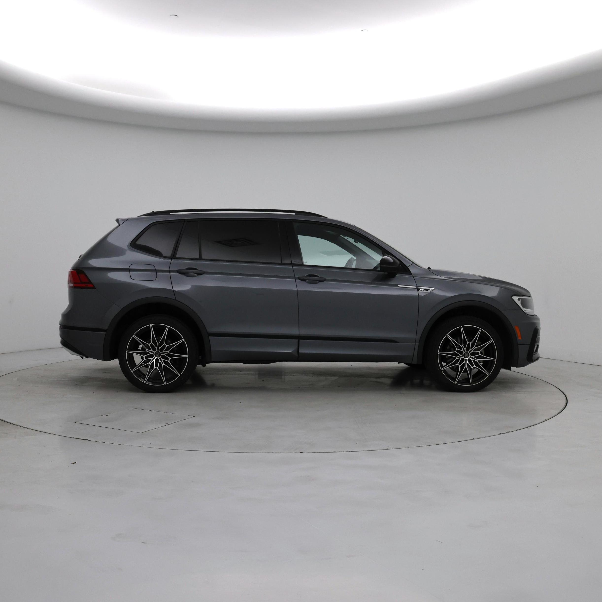 Thumbnail: 2021 Volkswagen Tiguan - 7