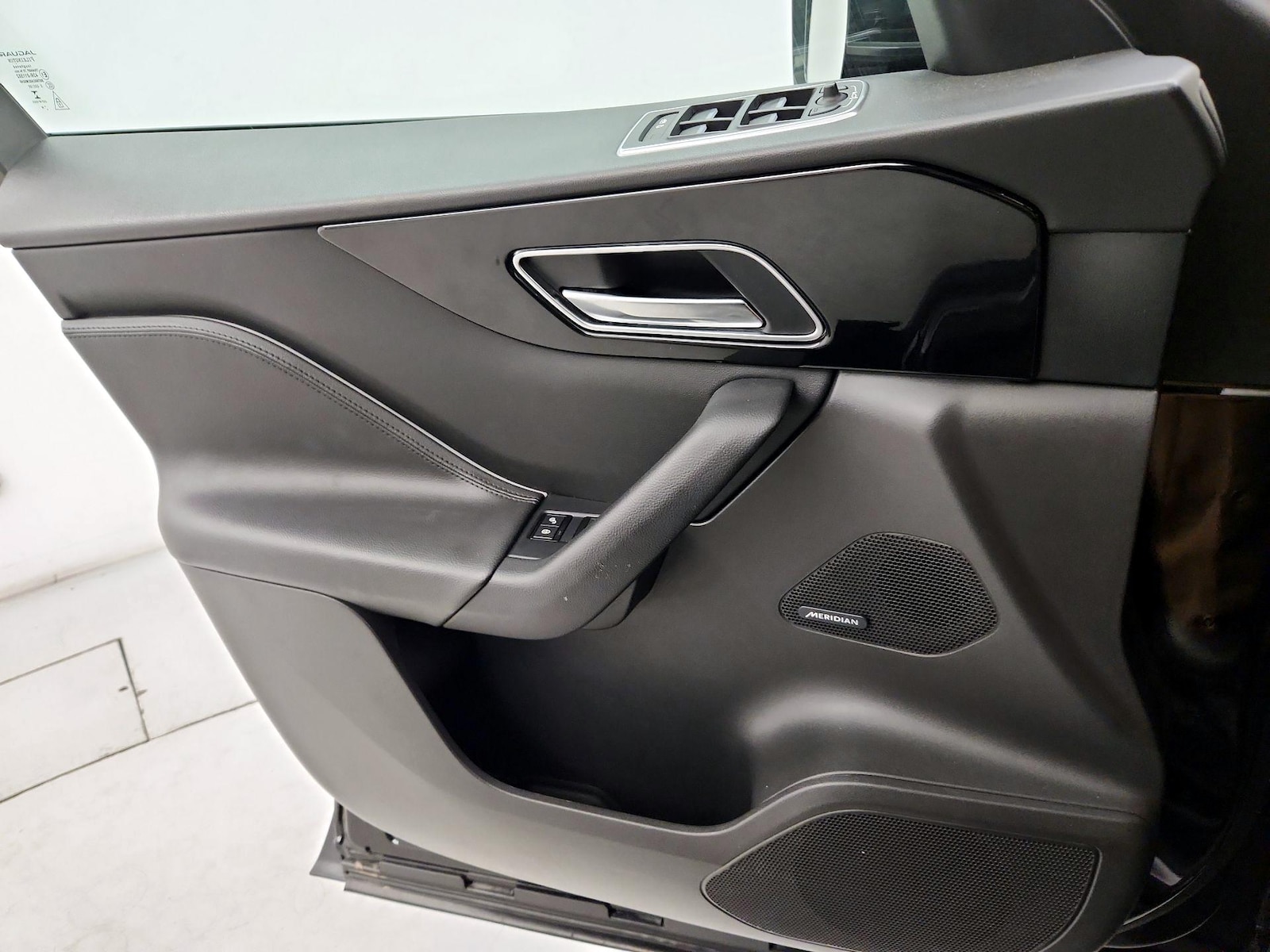 2019 Jaguar F-Pace Premium - Photo 13