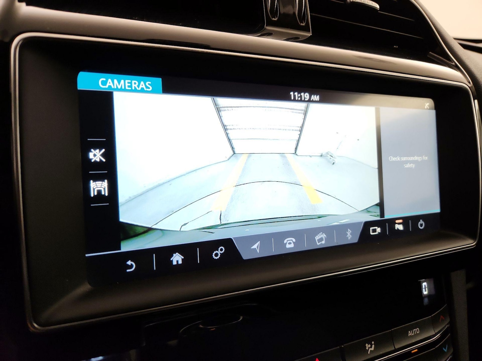 2019 Jaguar F-Pace Premium - Photo 16