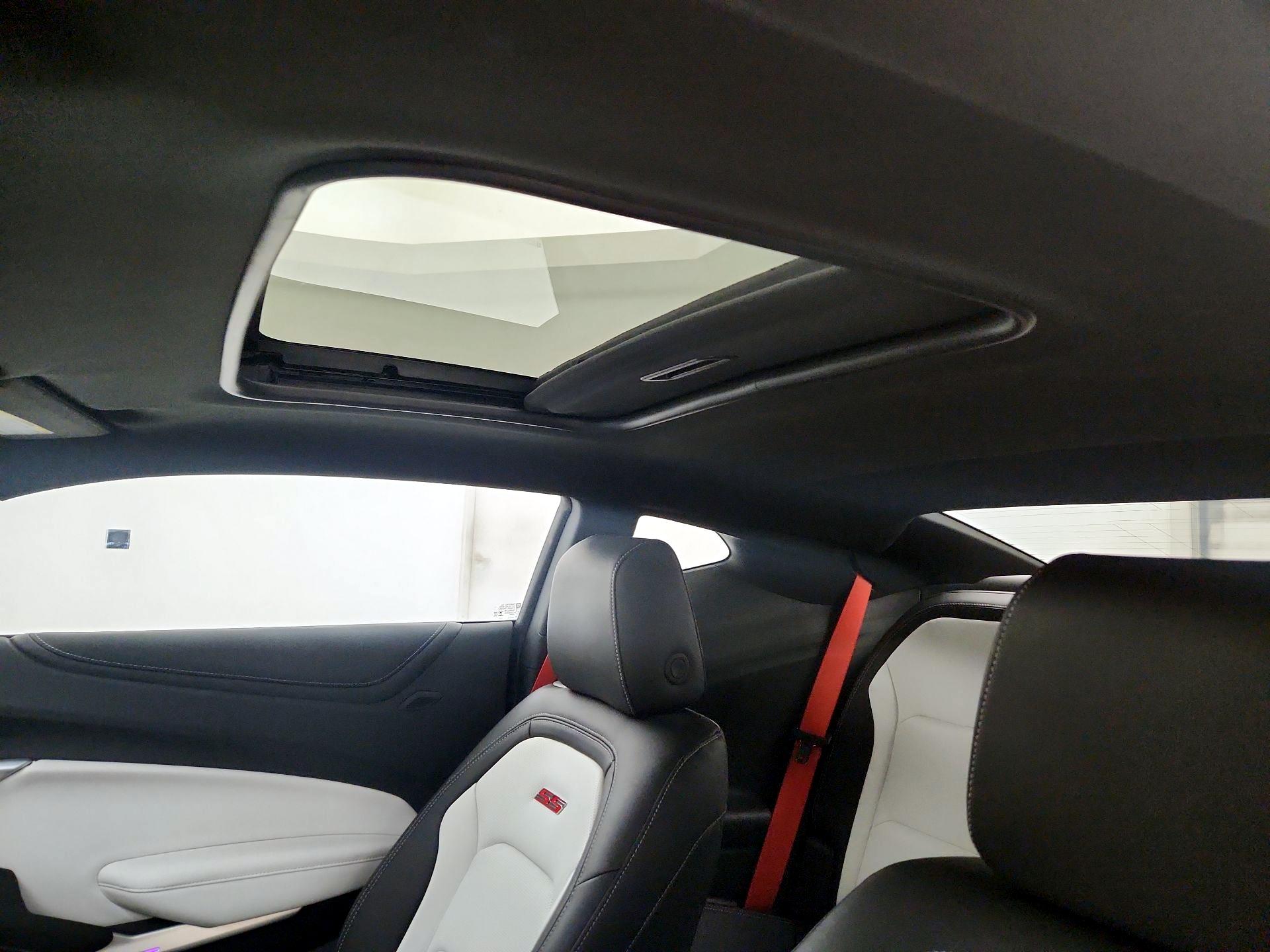 Thumbnail: 2023 Chevrolet Camaro - 18