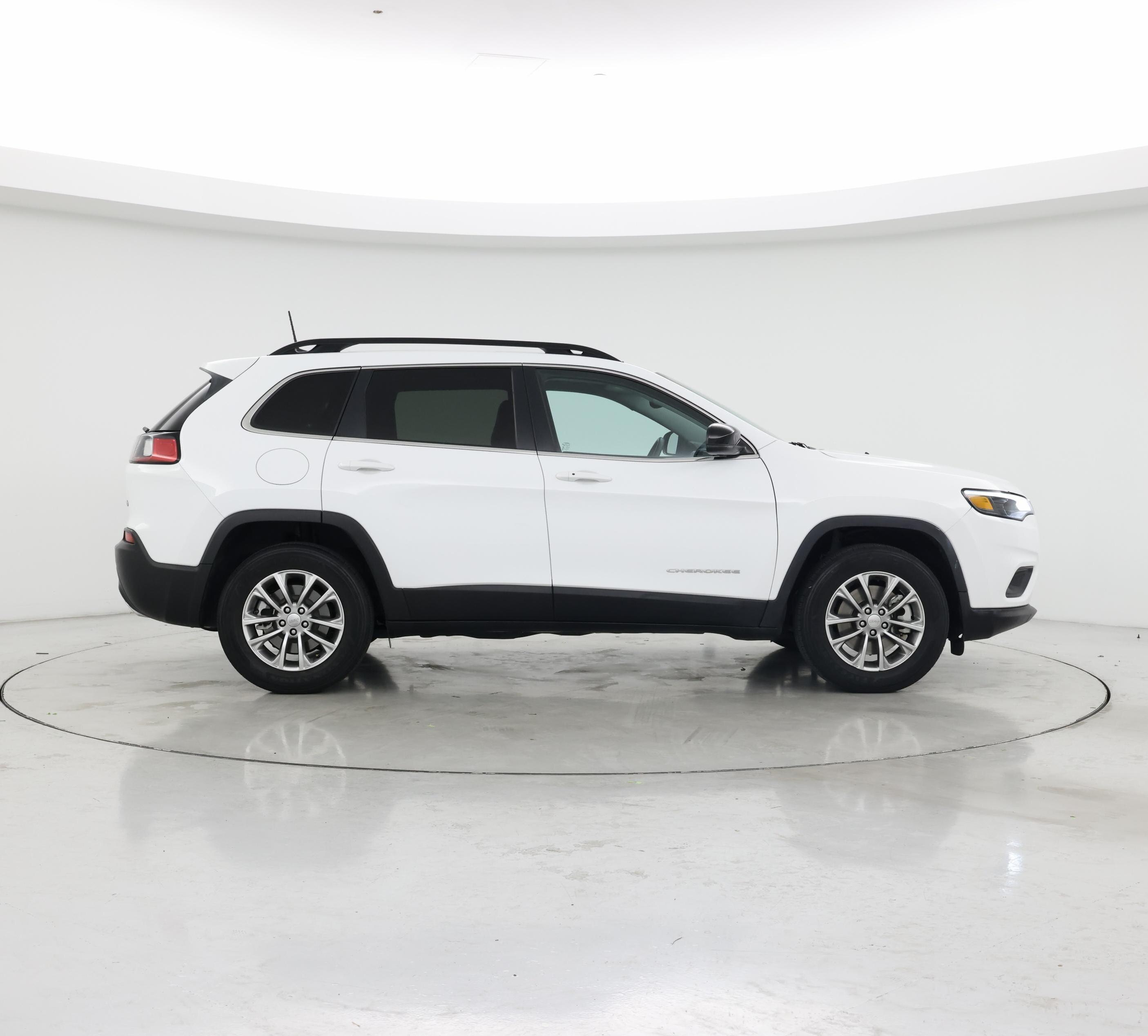 Thumbnail: 2022 Jeep Cherokee - 7
